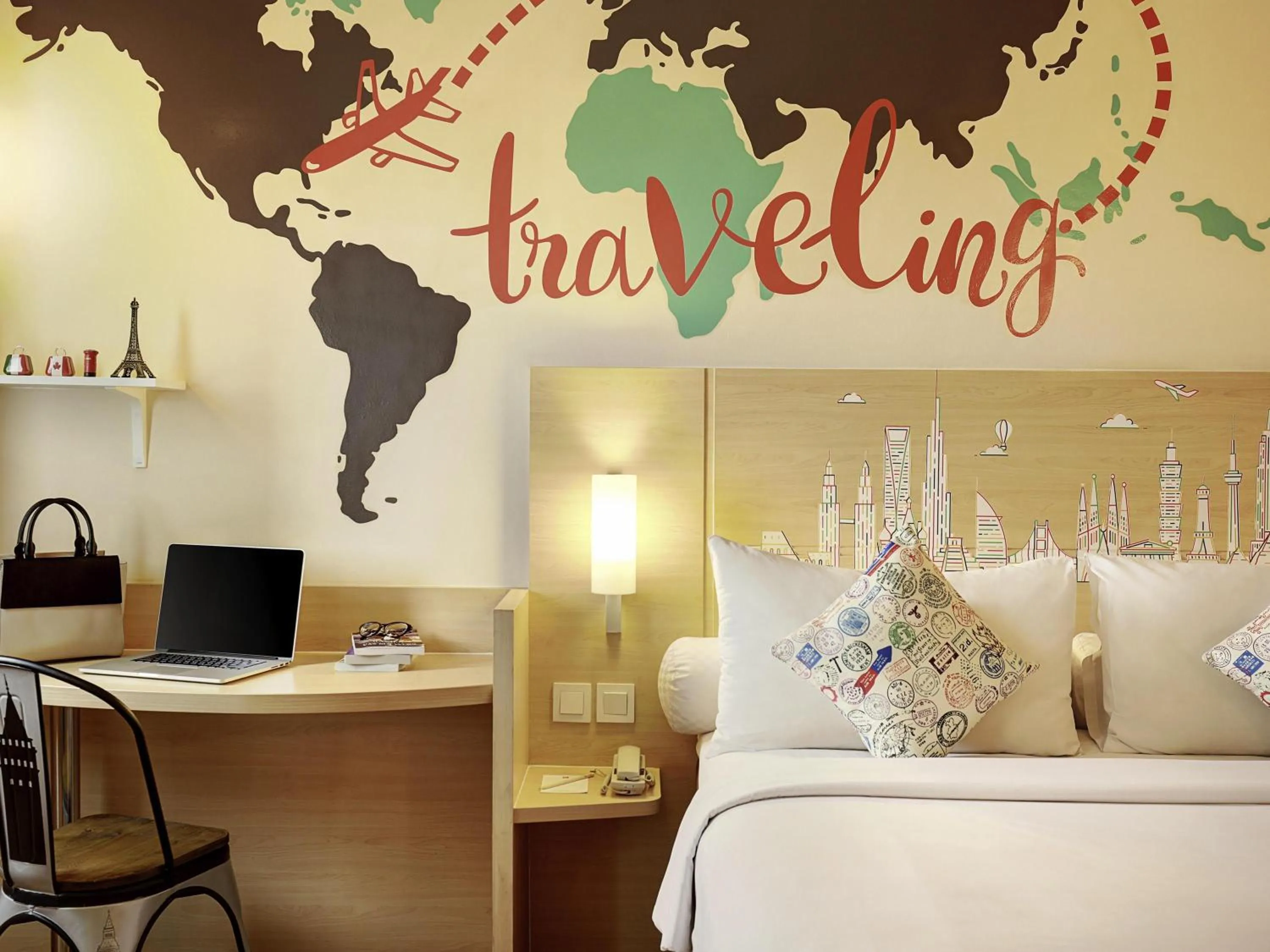 Bedroom, Bed in Ibis Jakarta Harmoni