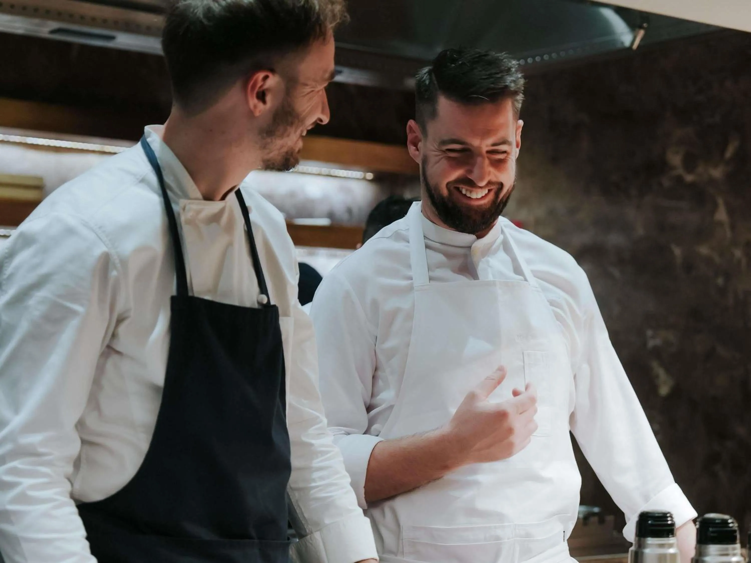 Restaurant/places to eat in Hotel Des Arts Saigon Mgallery Collection