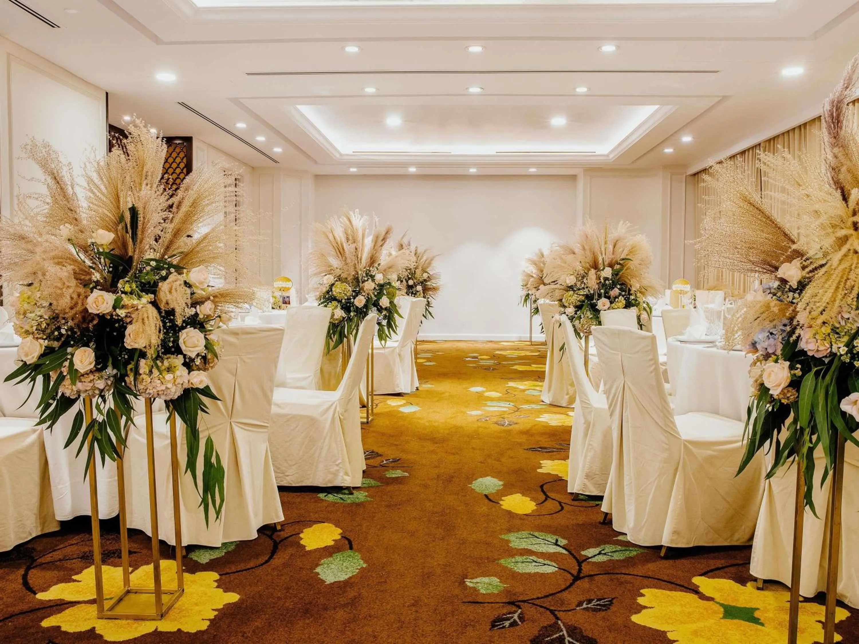 Meeting/conference room in Hotel Des Arts Saigon Mgallery Collection