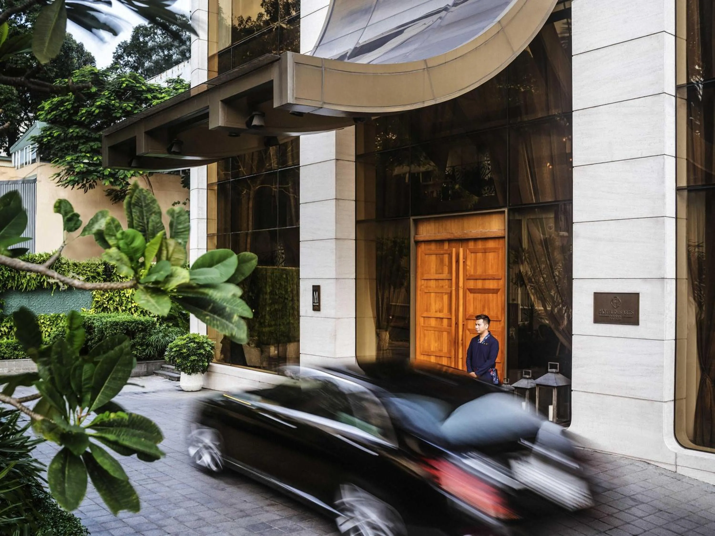 Business facilities in Hotel Des Arts Saigon Mgallery Collection