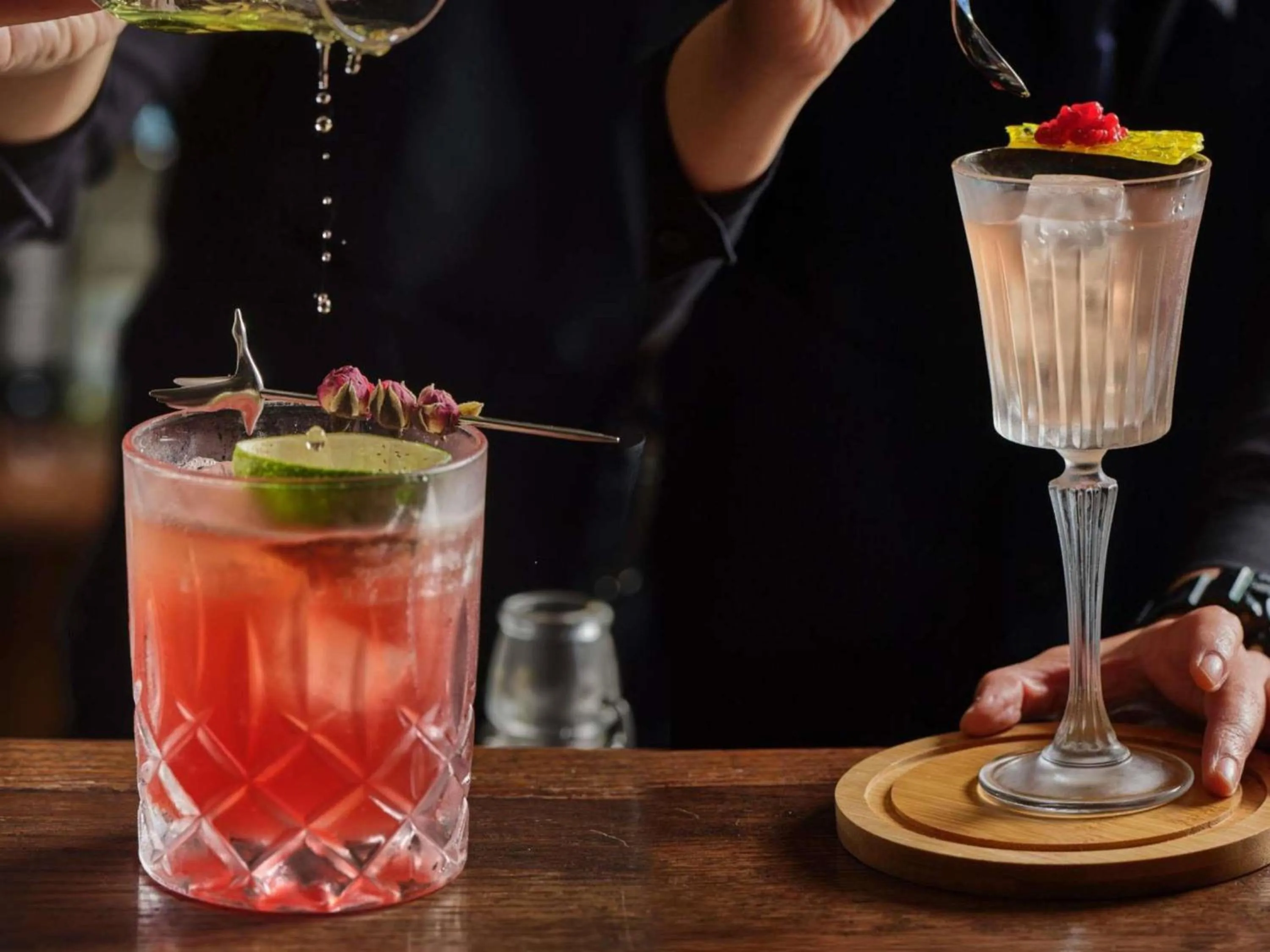 Lounge or bar in Hotel Des Arts Saigon Mgallery Collection