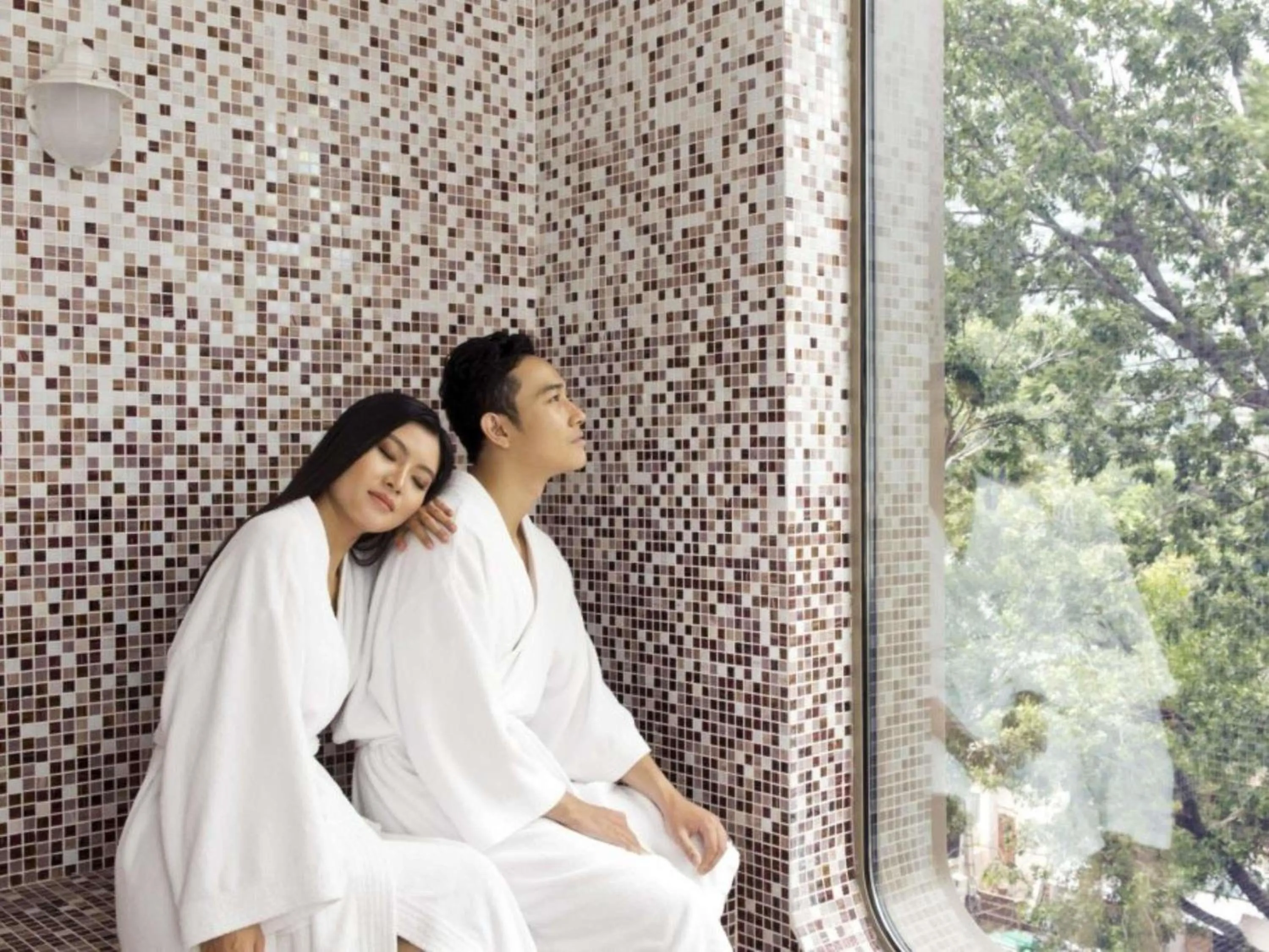 Spa and wellness centre/facilities in Hotel Des Arts Saigon Mgallery Collection