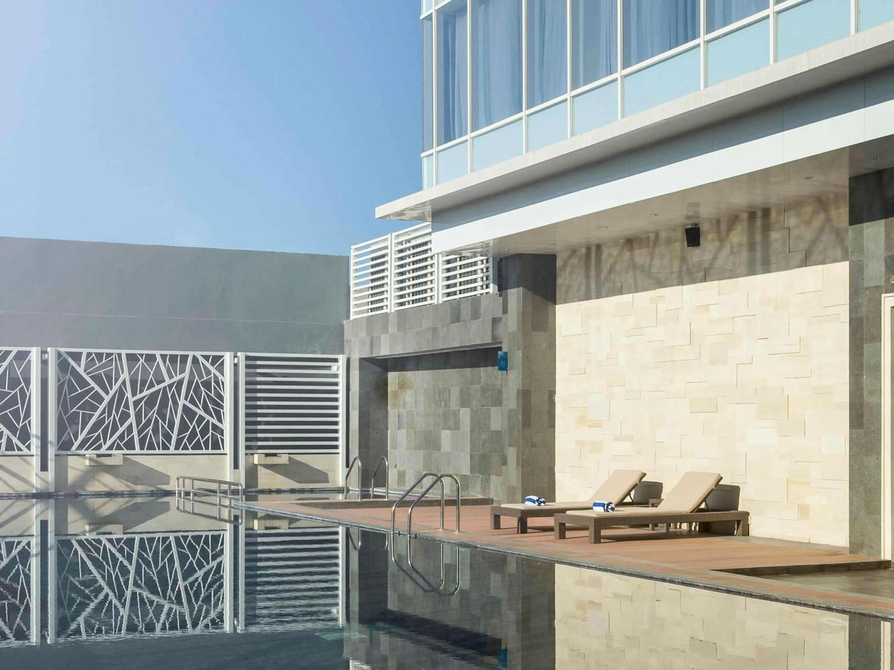 Pool view in Novotel Makassar Grand Shayla