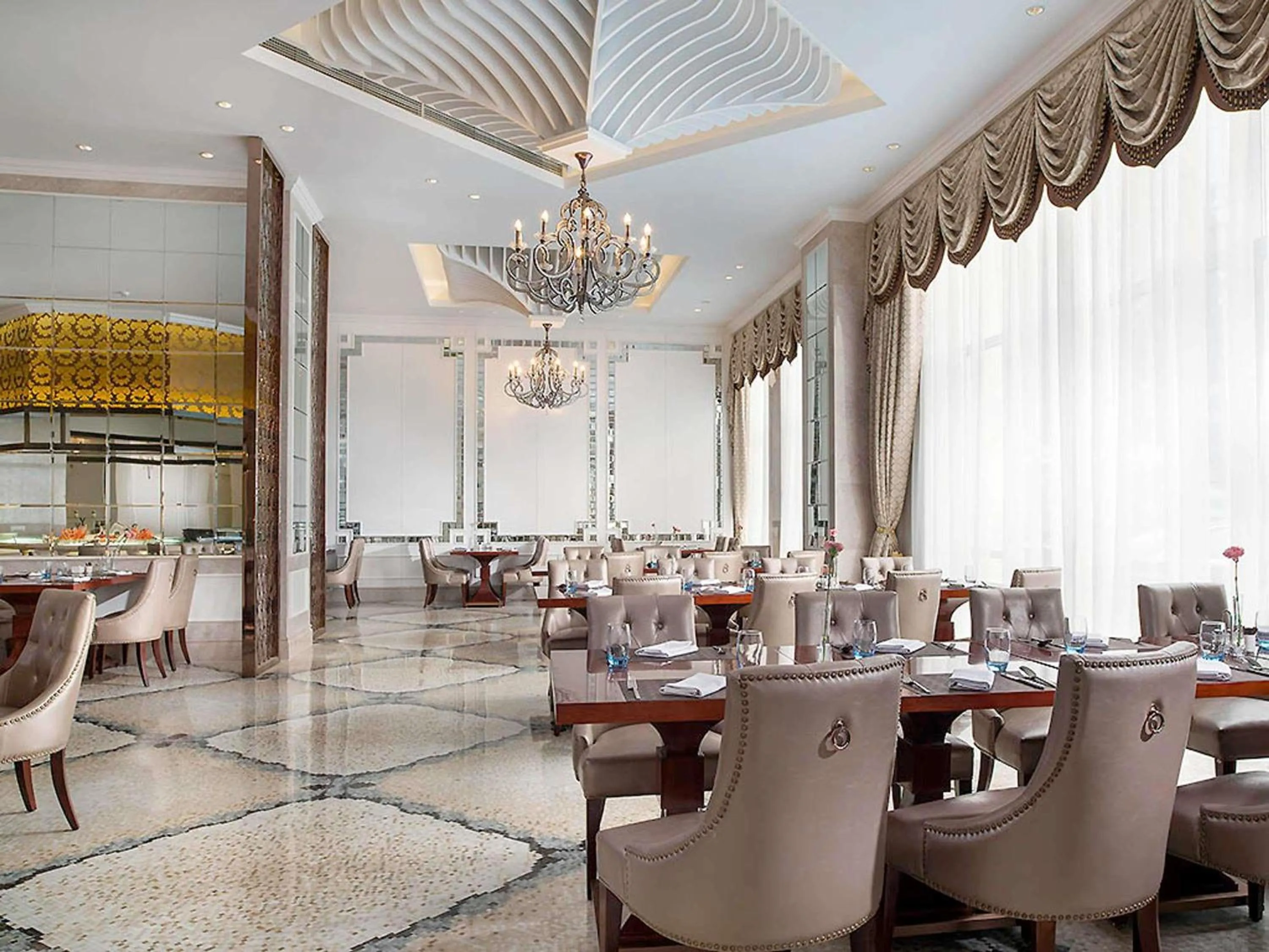 Restaurant/places to eat in Sofitel Xining