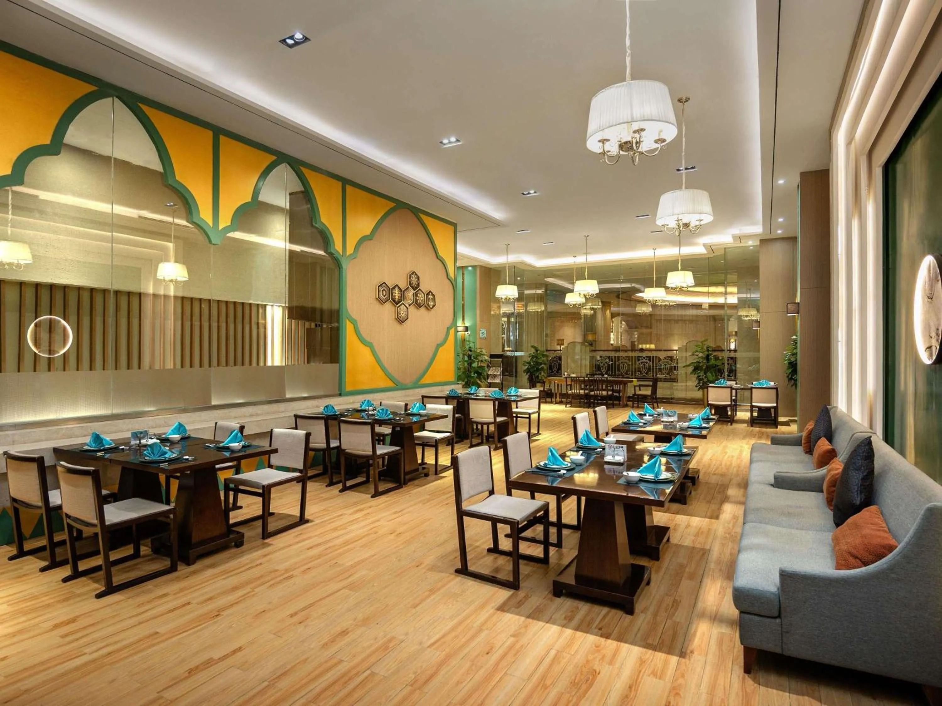 Restaurant/places to eat in Sofitel Xining