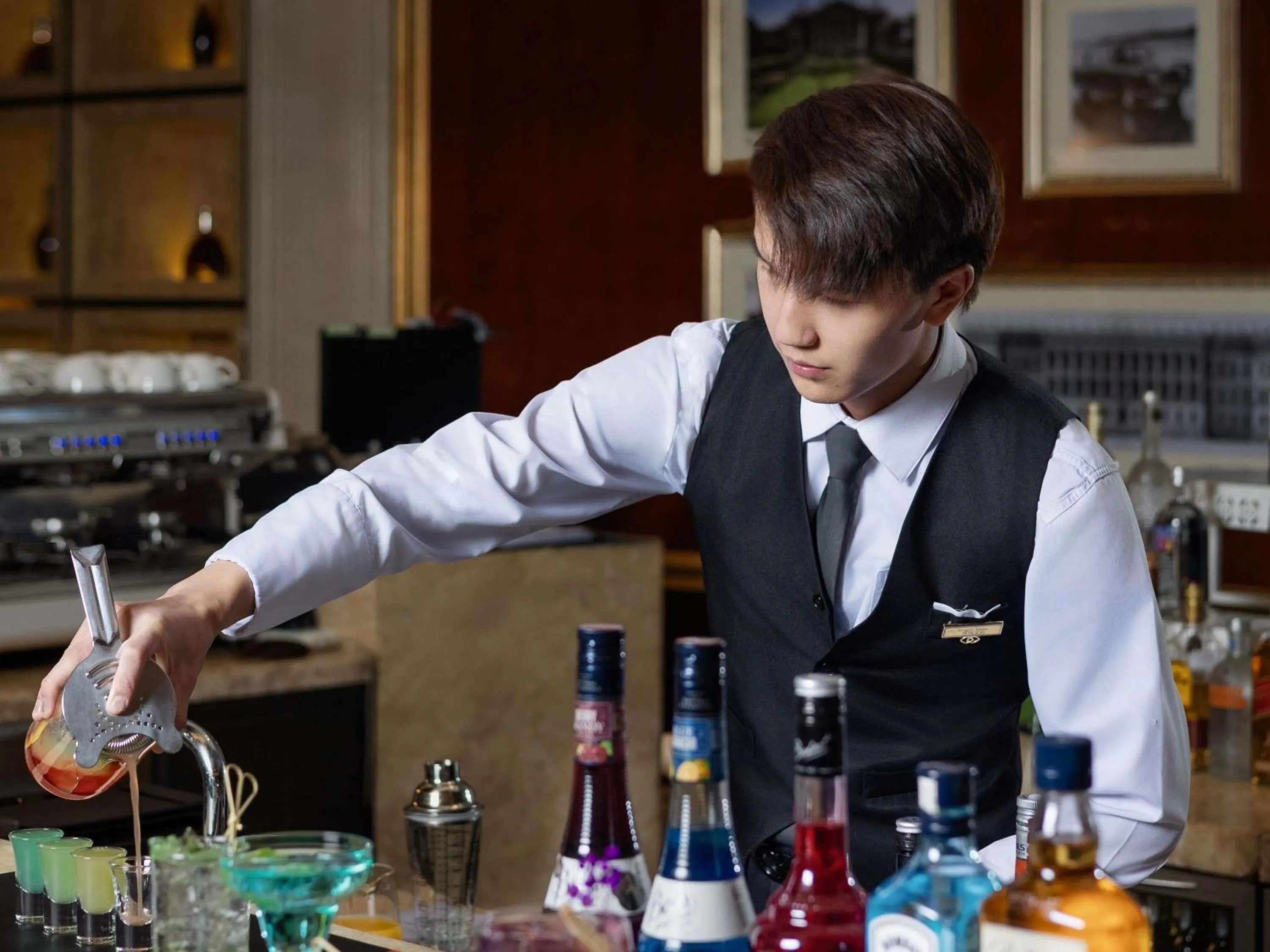 Lounge or bar in Sofitel Xining