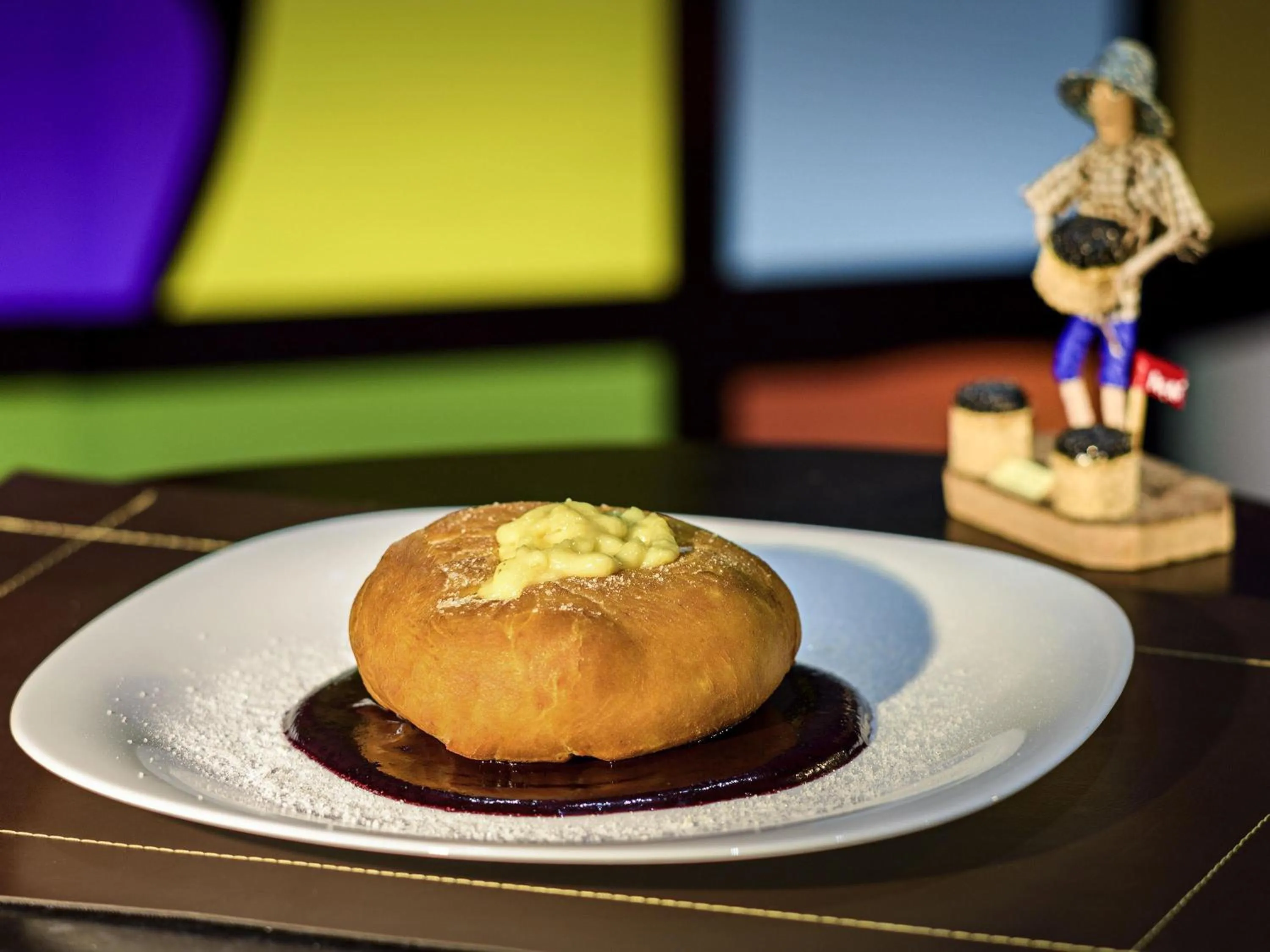 Restaurant/places to eat in ibis Belem Aeroporto