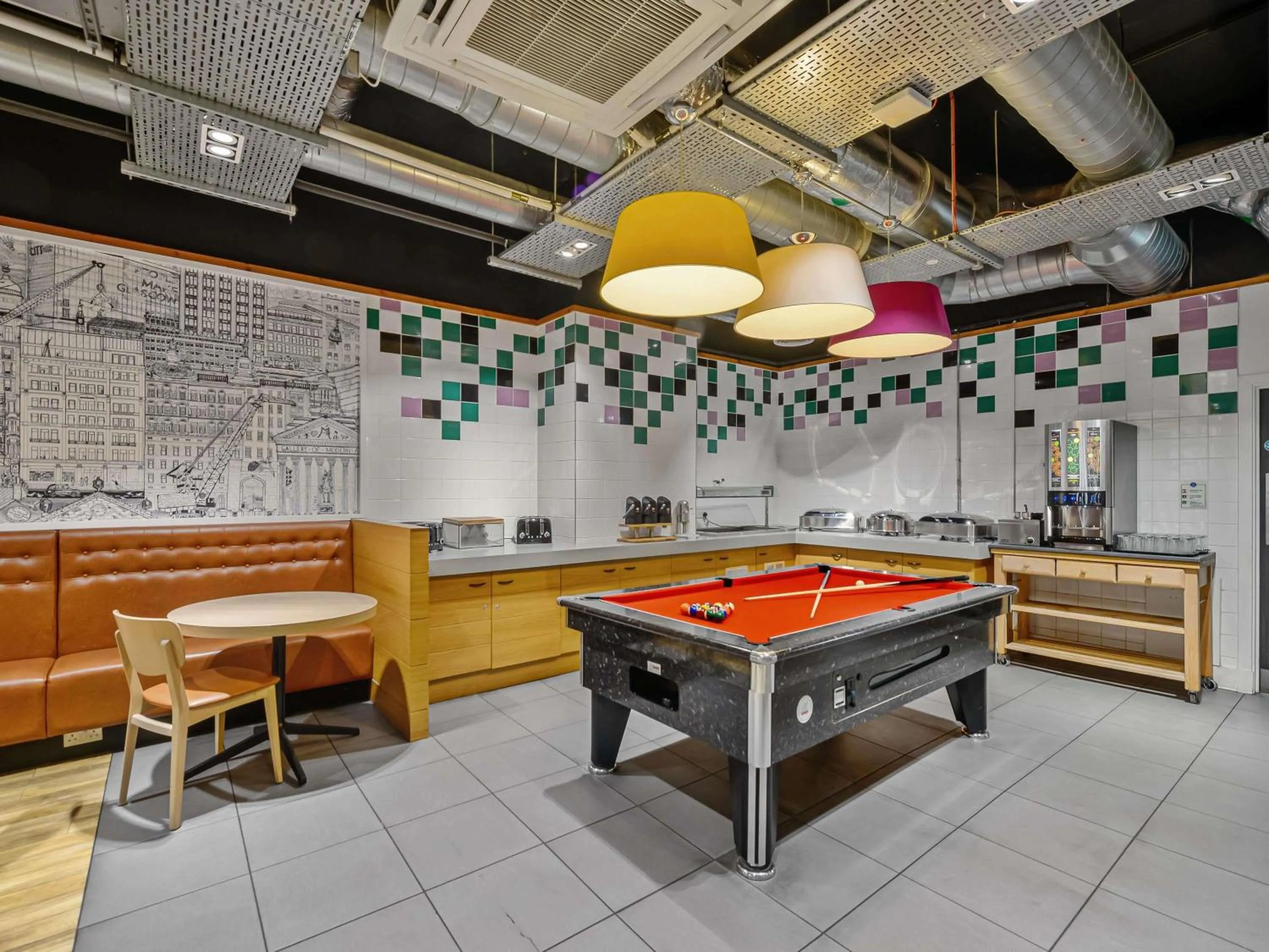 Restaurant/places to eat in ibis Styles Glasgow Centre George Square