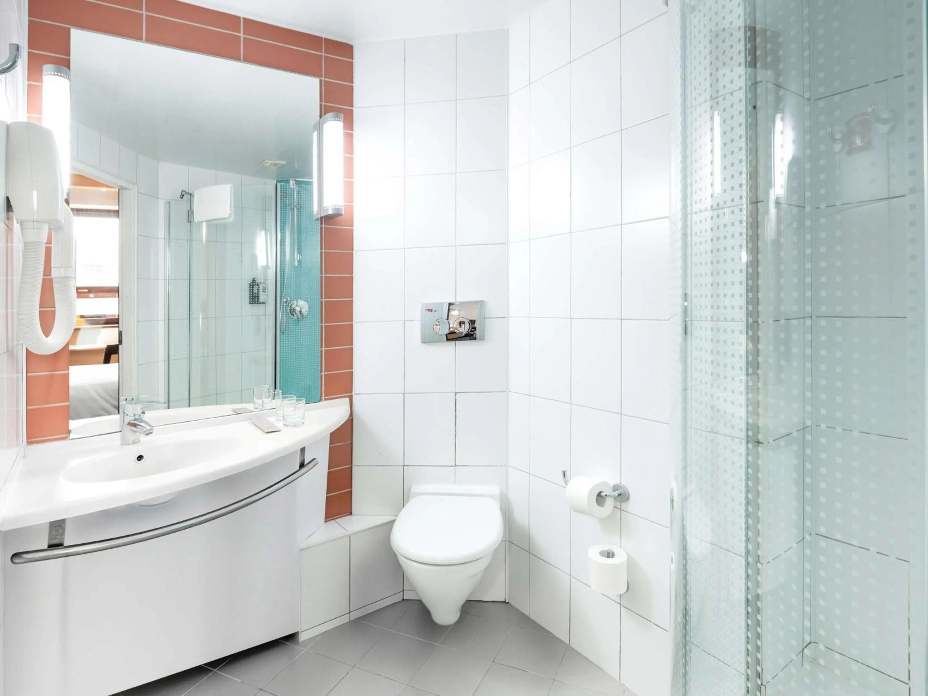 Bedroom in Ibis Astana