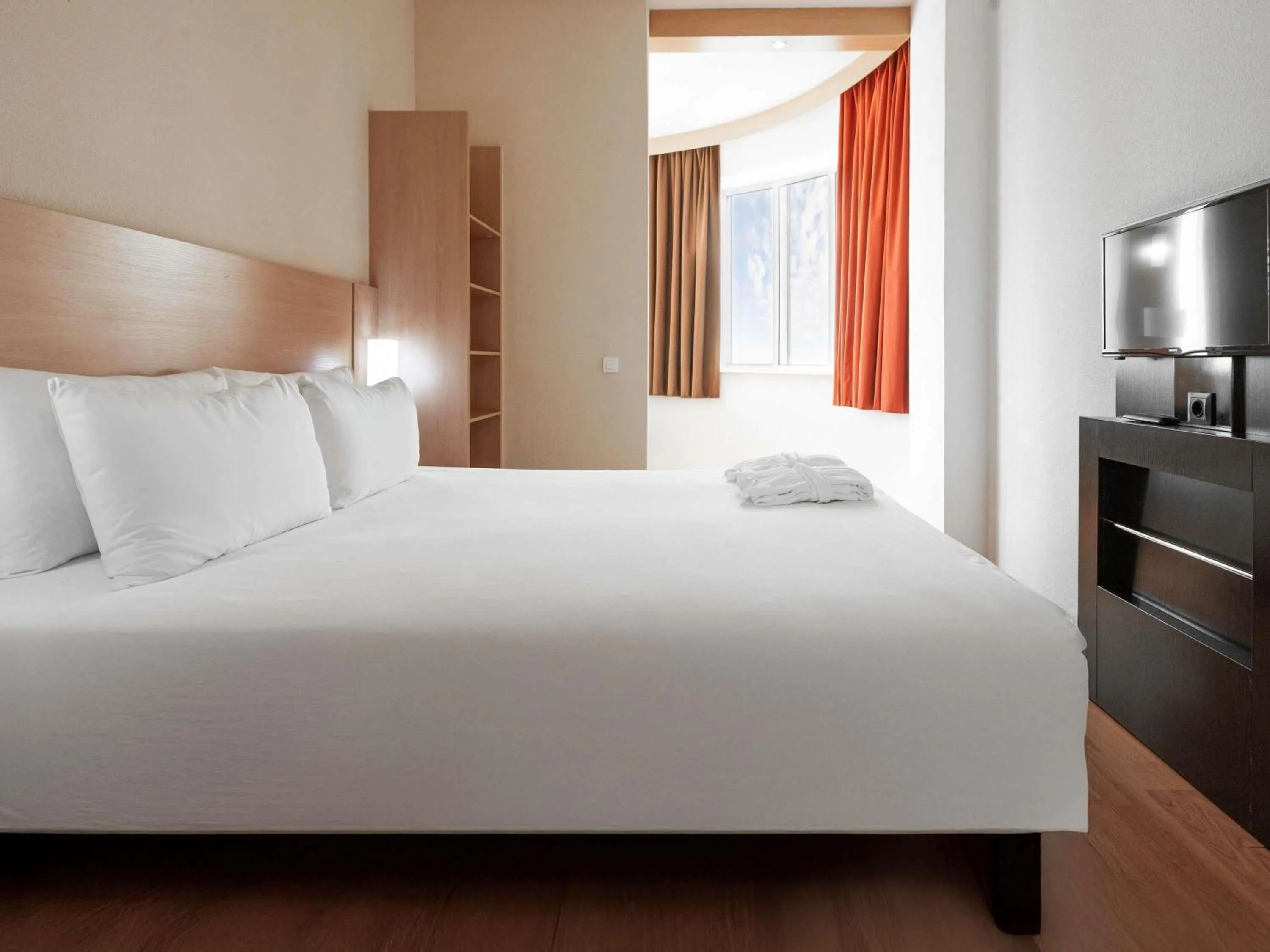 Bedroom, Bed in Ibis Astana