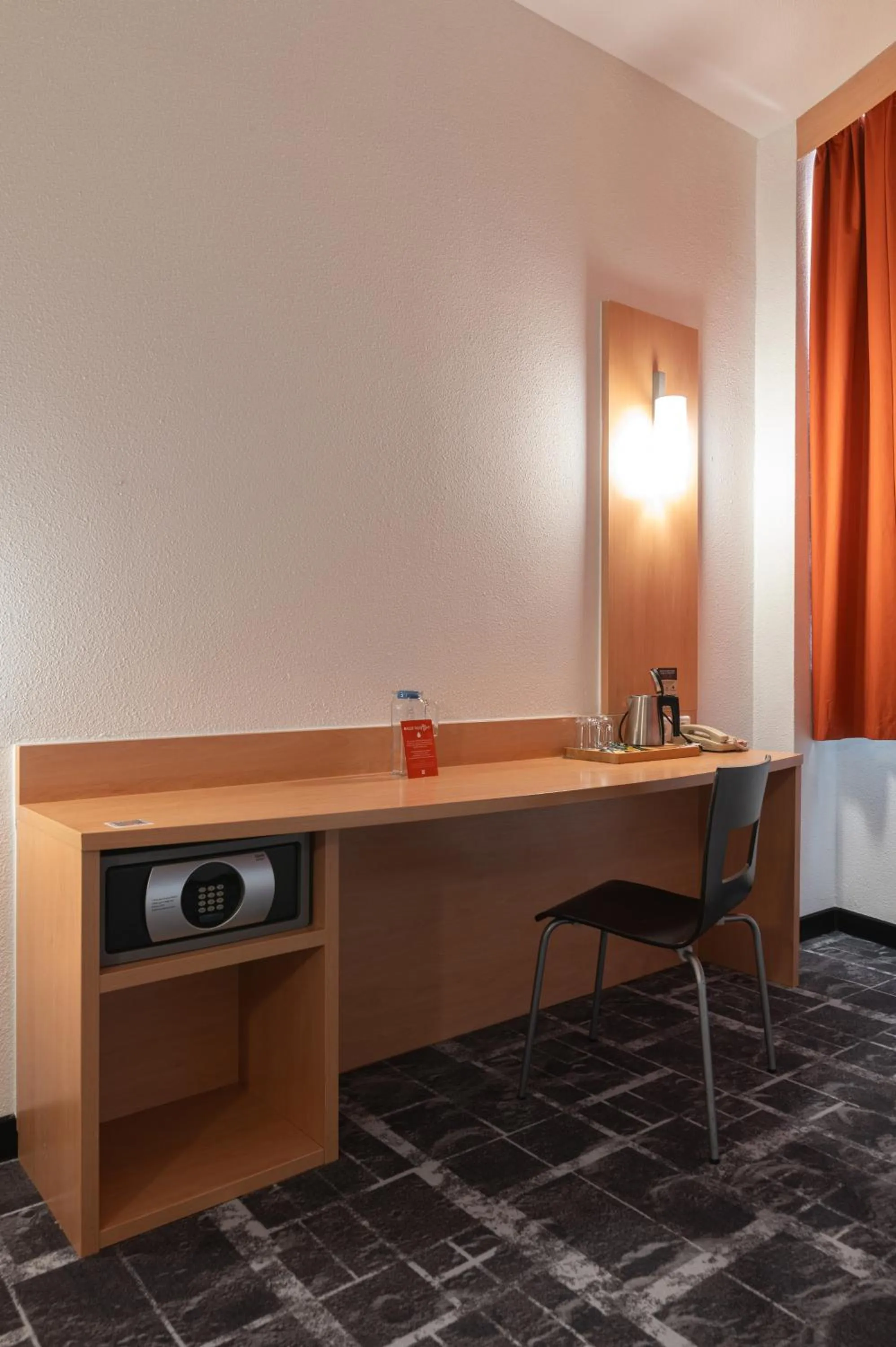 Photo of the whole room in Ibis Astana