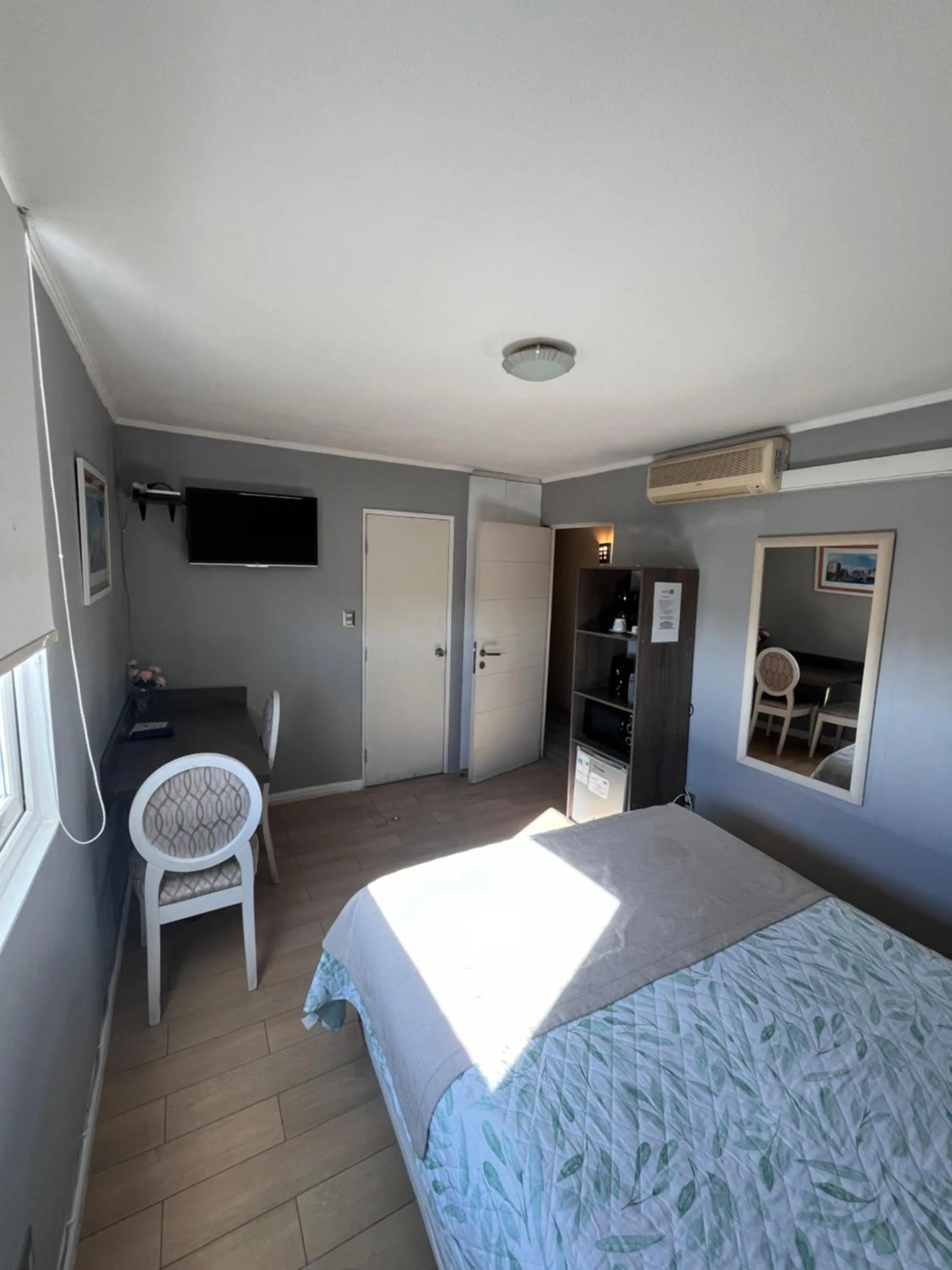 Double Room with Private Bathroom in Hotel Aranjuez