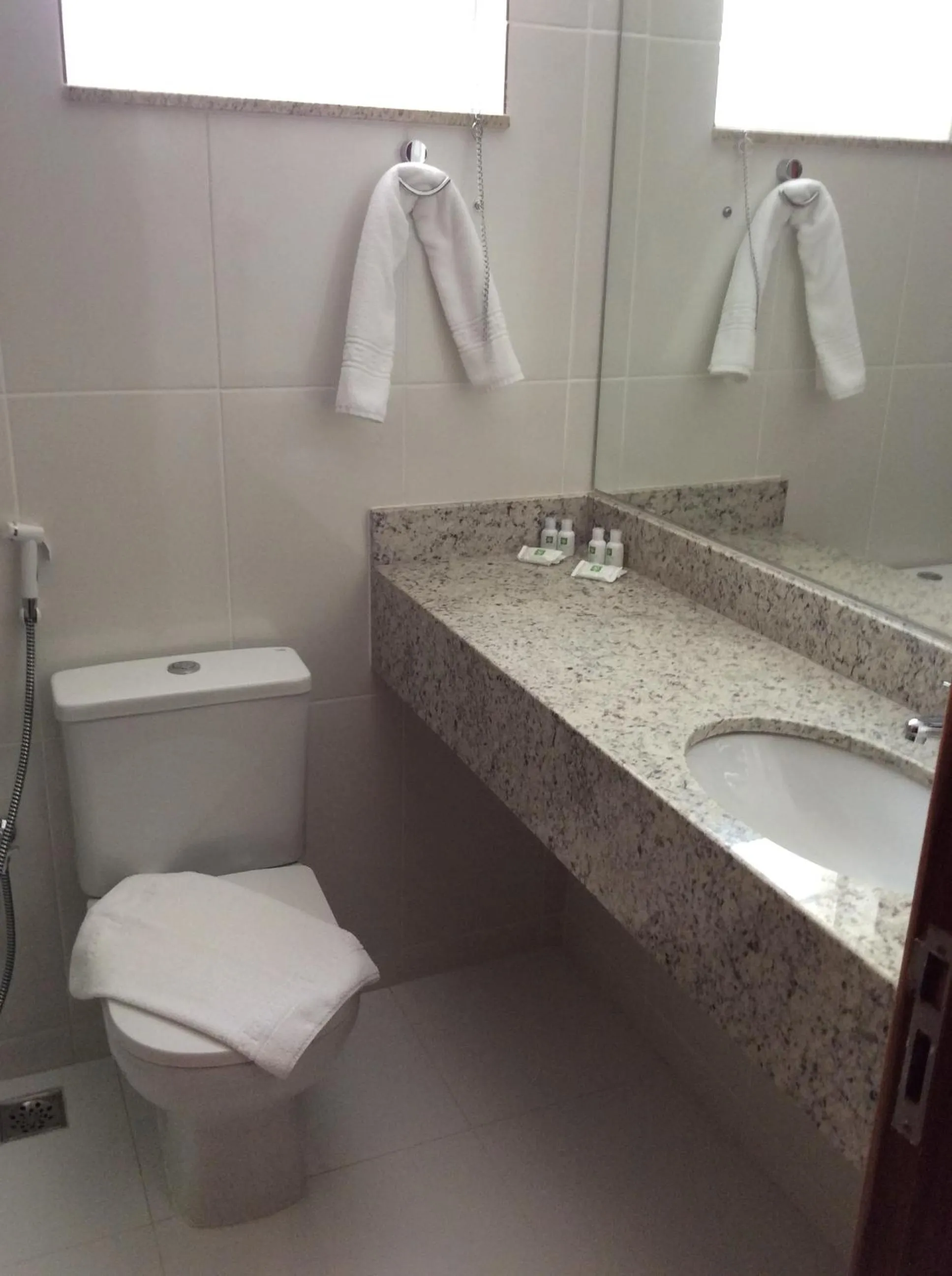 Bathroom in Mirante Flat