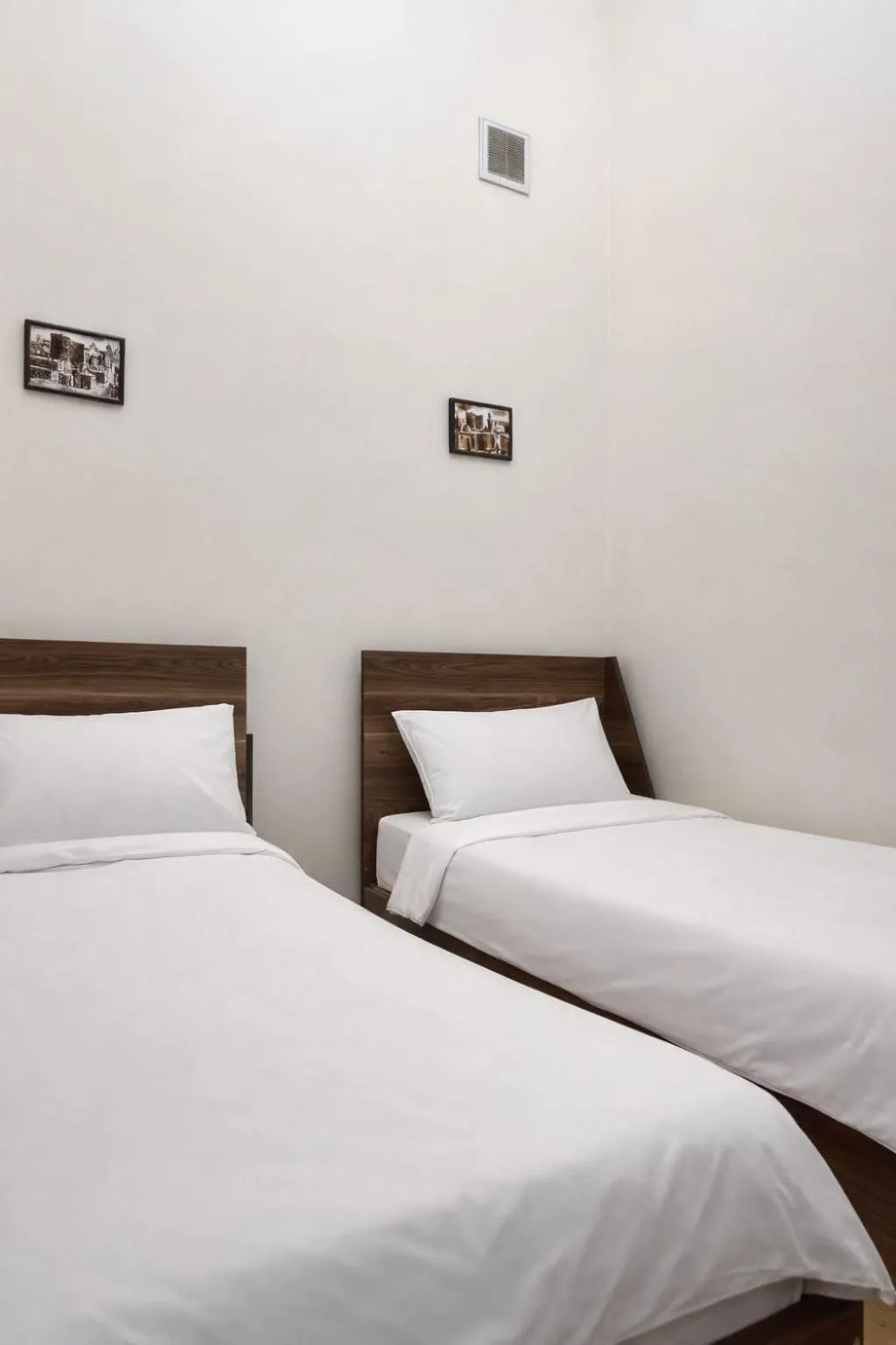 Standard Twin Room in Baku Home Hostel