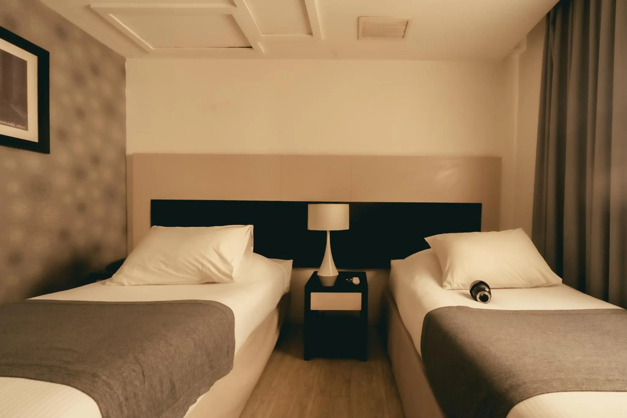 Bed in Hotel Sommelier Agustinas