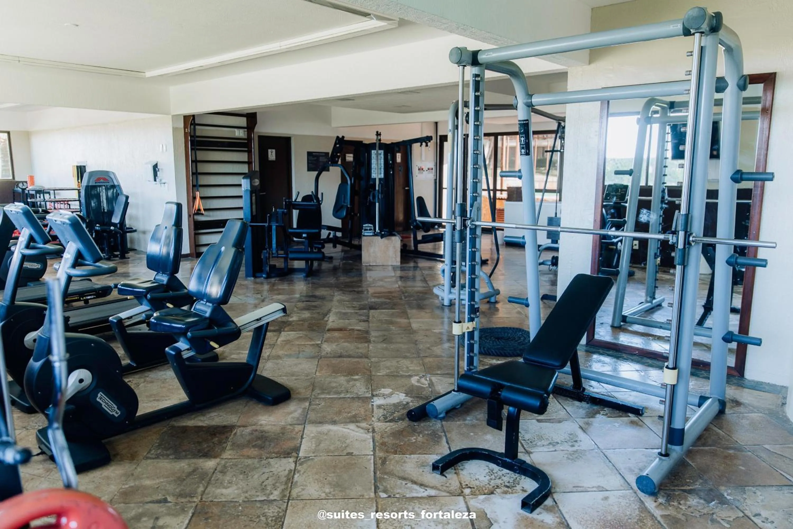 Fitness centre/facilities in Apartamento - Pé na areia - Ao lado do parque aquático - Administrado por Anfitrião
