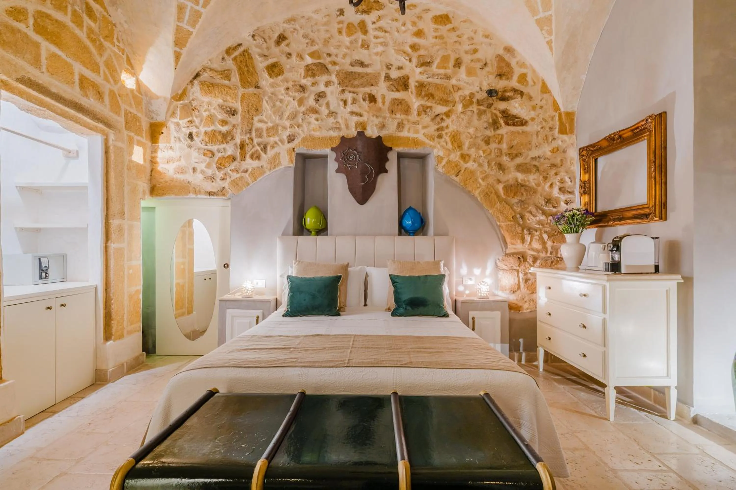 Bed in Relais La Casa del Poeta