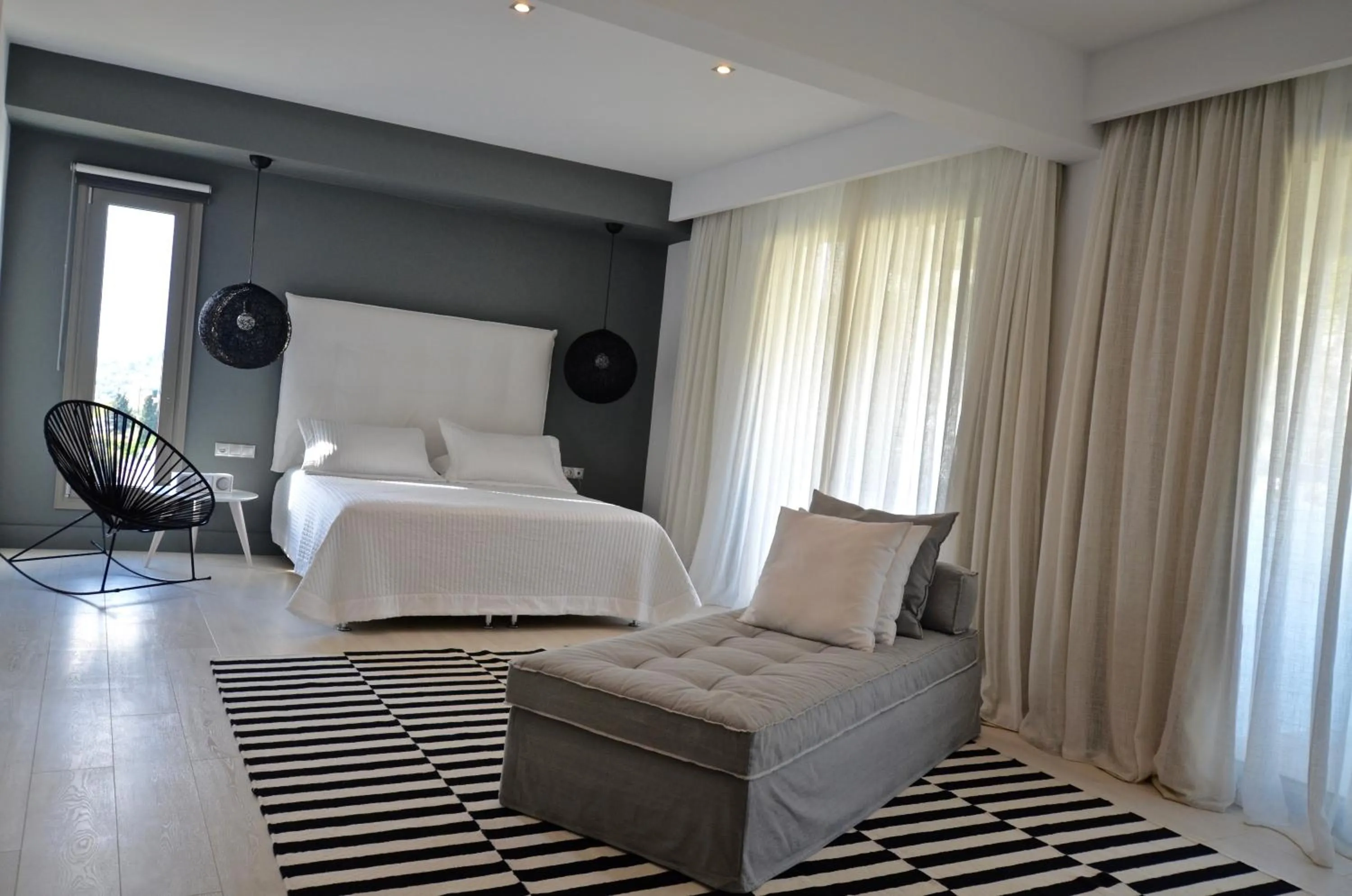 On site, Bed in Ino Hotel & Suites