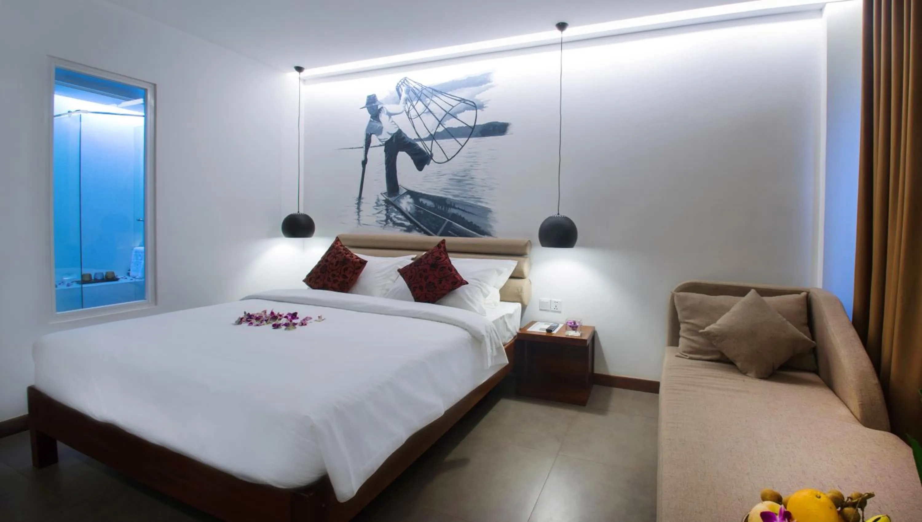 Living room, Bed in Almond Hotel Bassac River