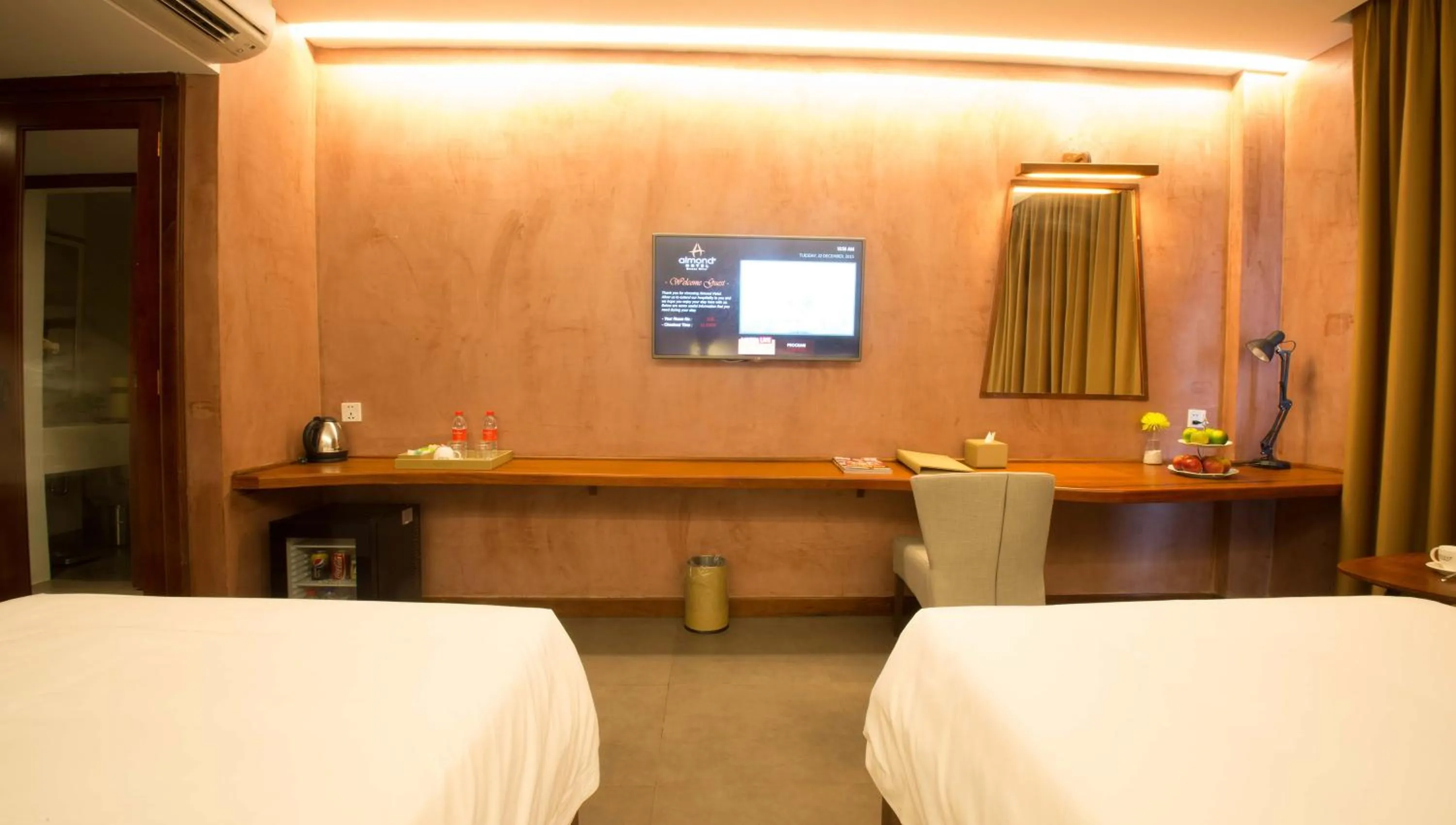 TV and multimedia, Bed in Almond Hotel Bassac River