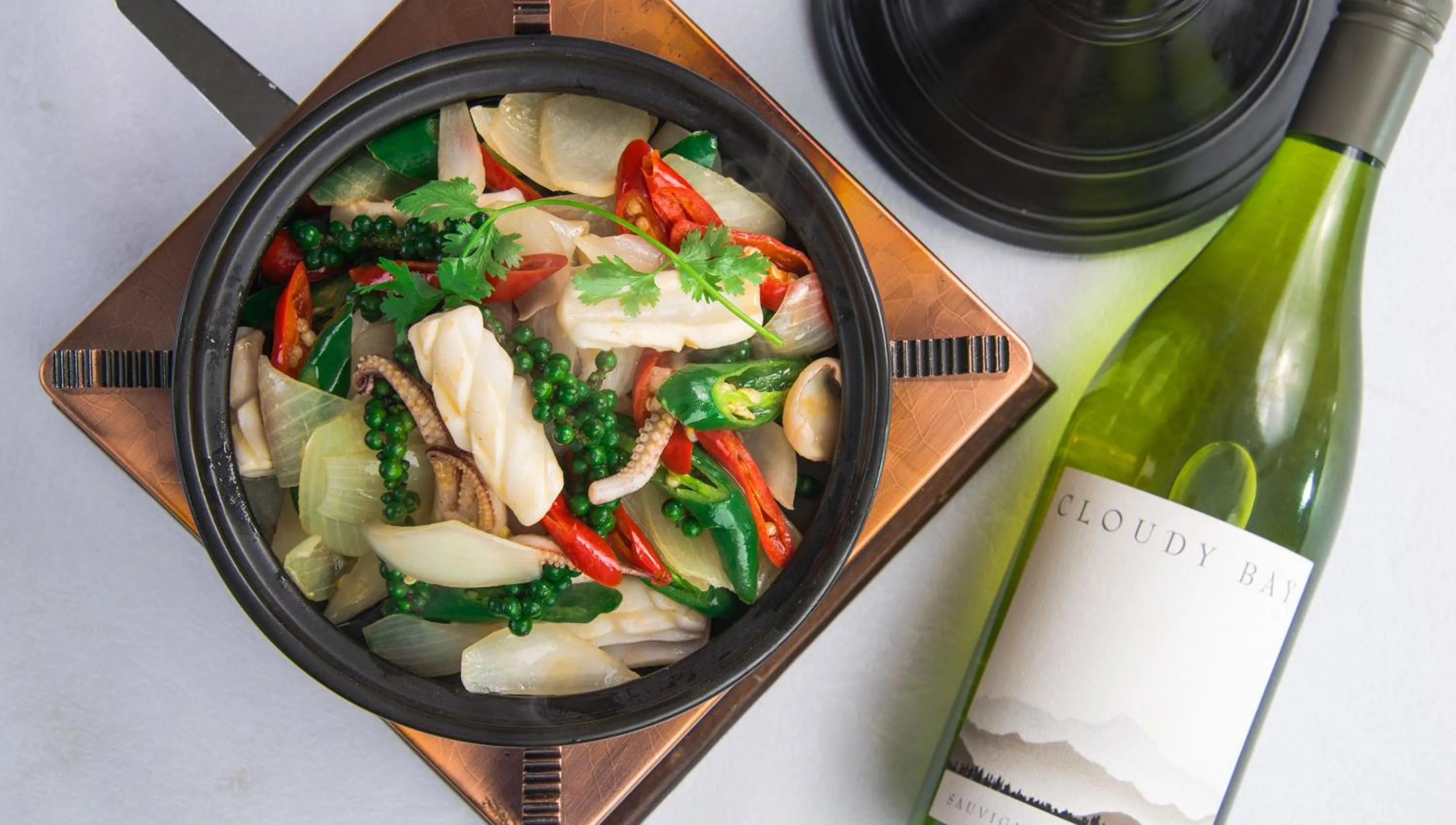 Meals in Almond Hotel Bassac River