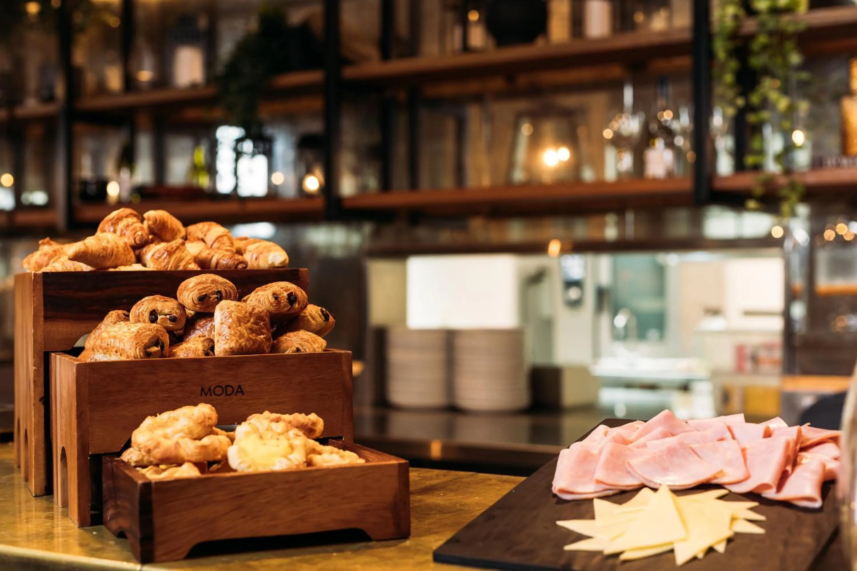 Breakfast in Rydges Australia Square