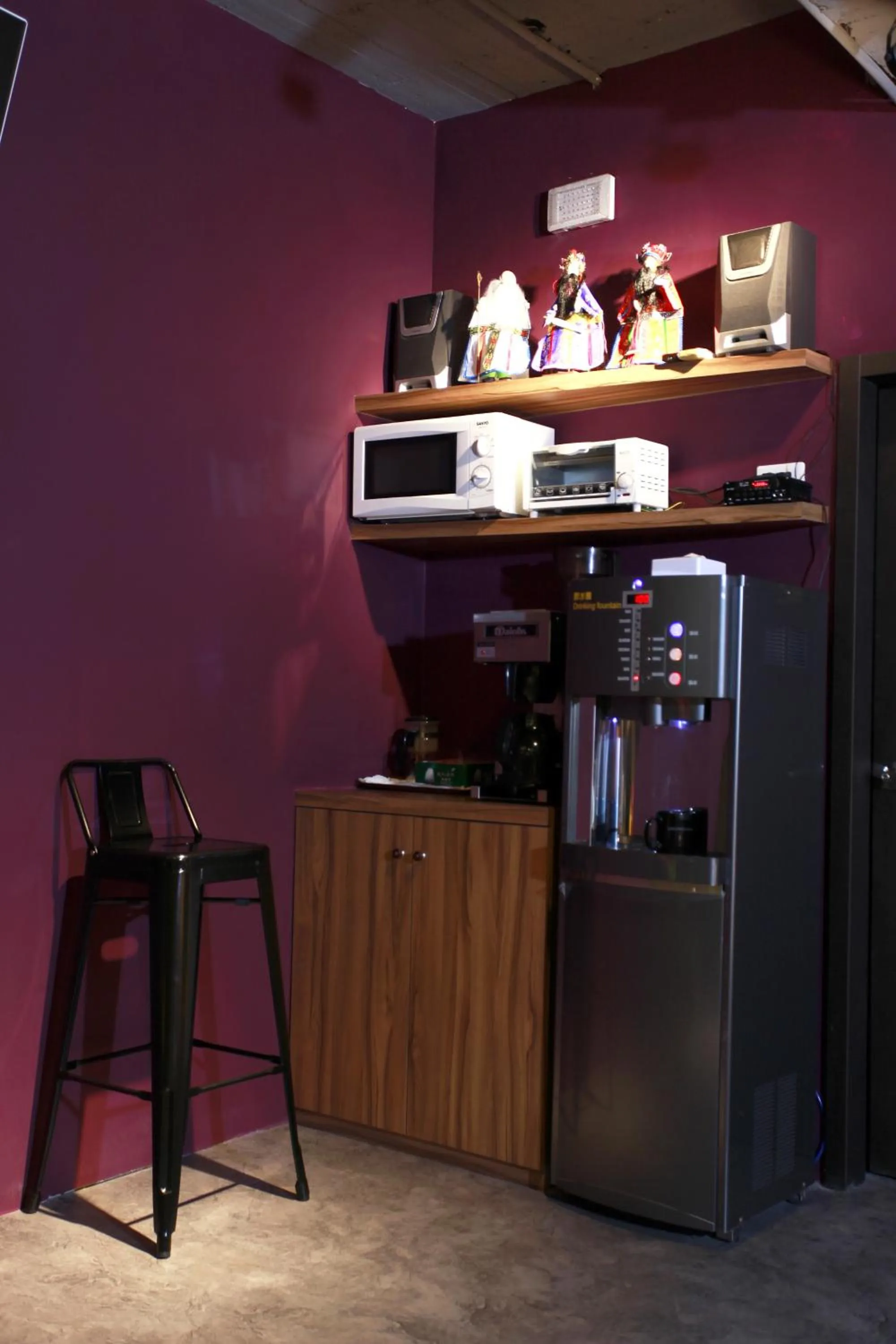 Coffee/tea facilities in Backpackers Hostel - Ximen