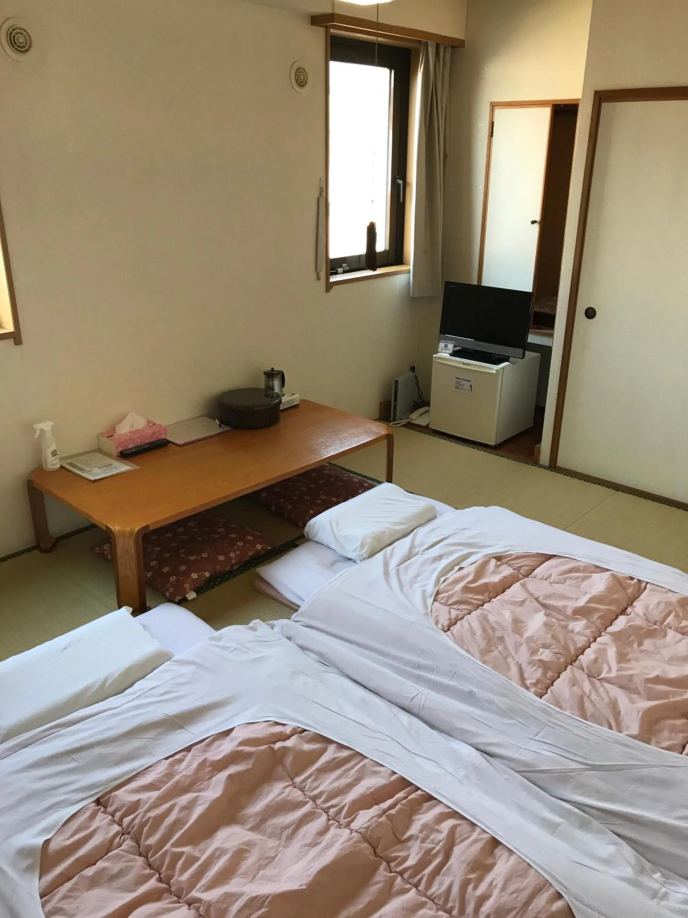 Photo of the whole room, Bed in Hotel Muroran Hills