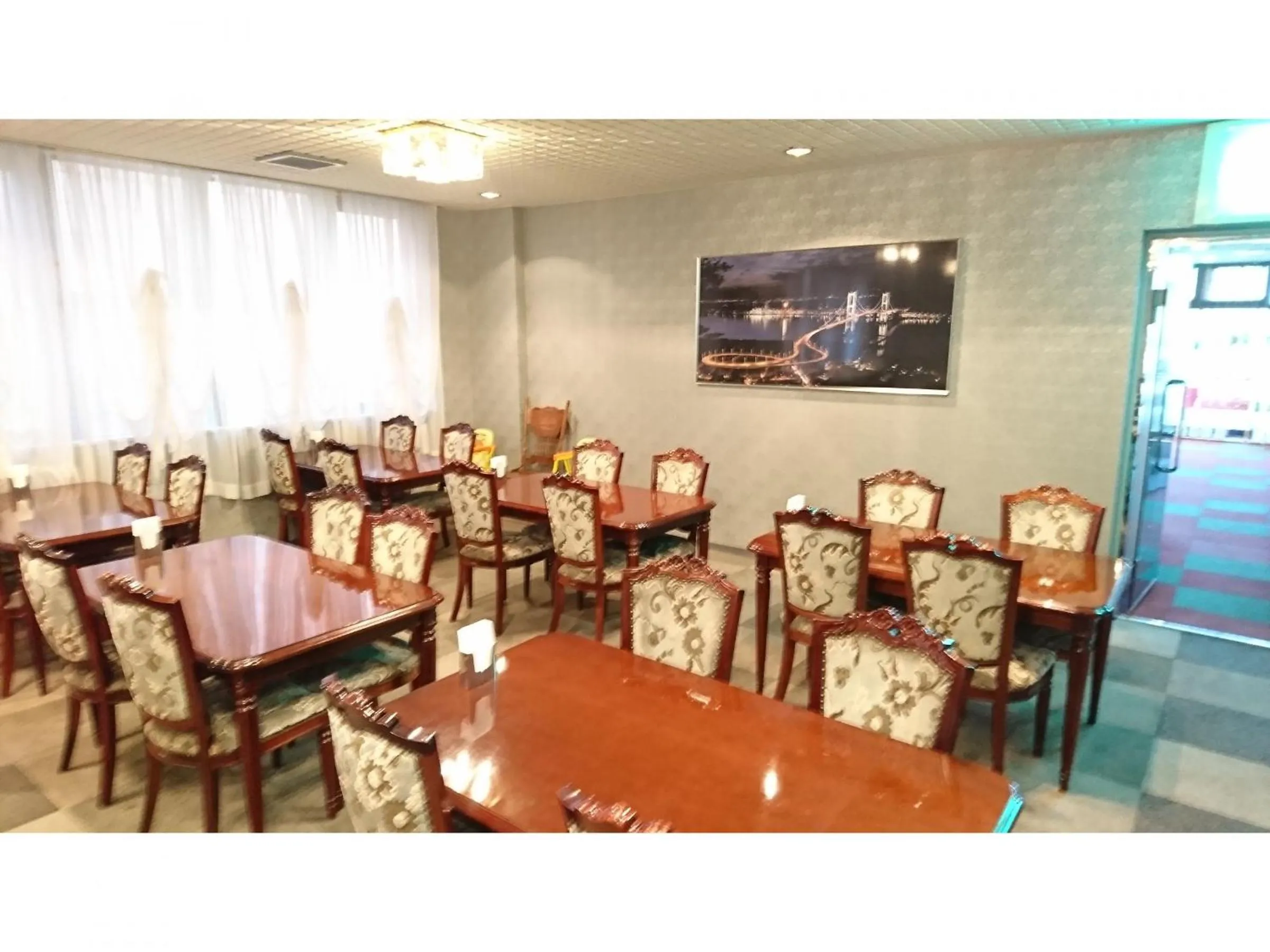 Restaurant/places to eat in Hotel Muroran Hills