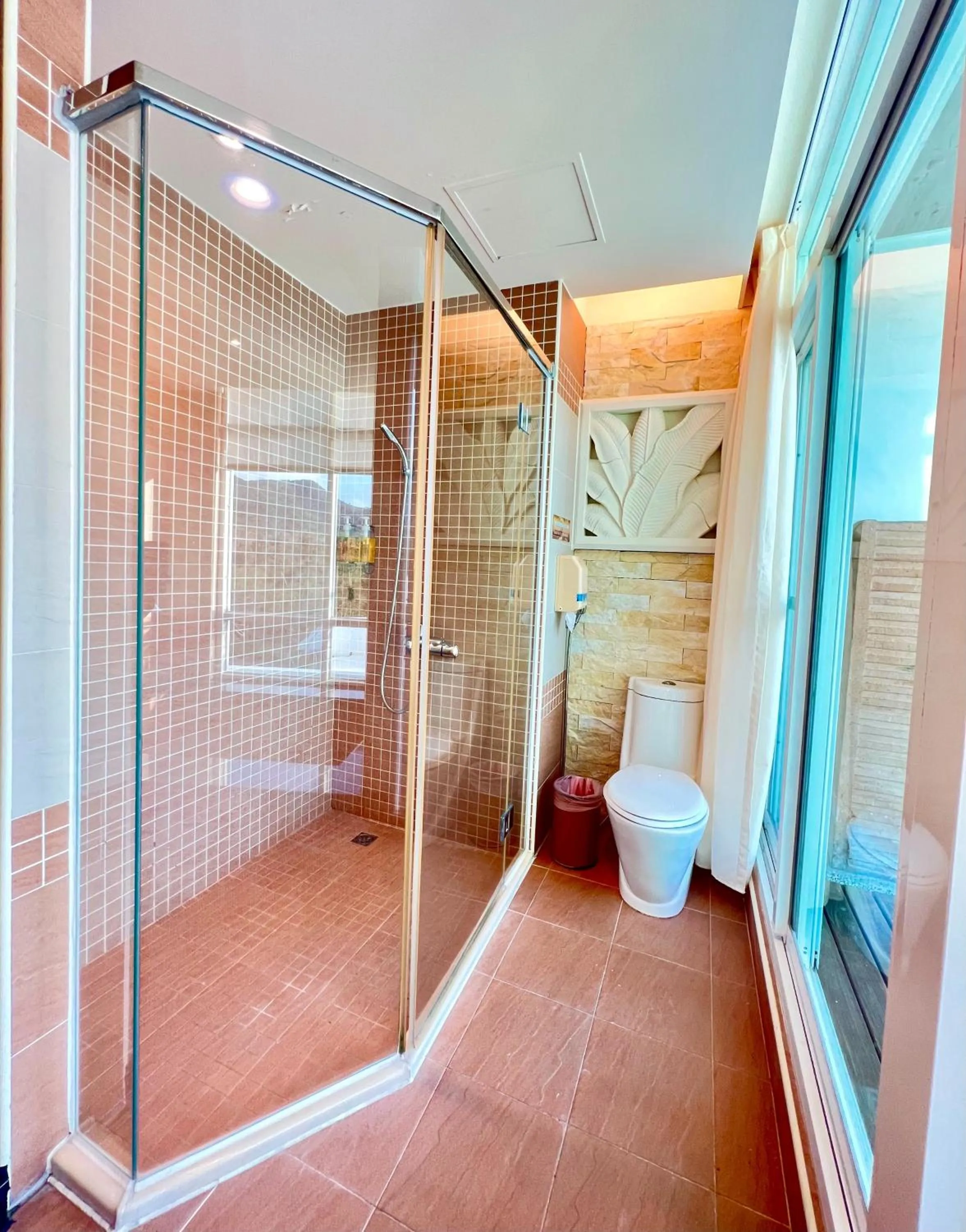 Shower in Seasons Bali Fashion Inn