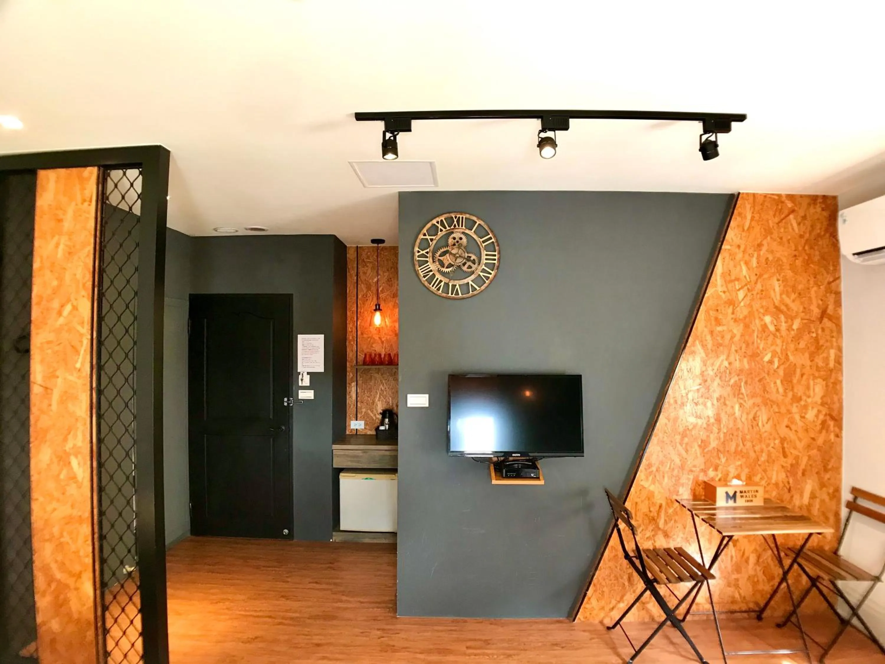 Shower in Martin Wales Inn