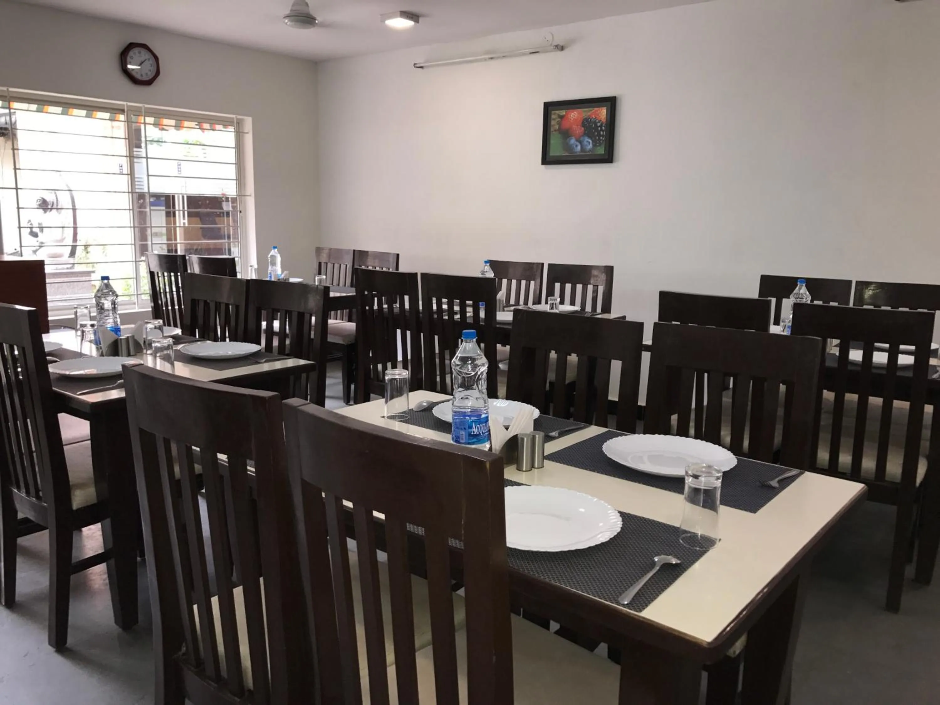 Restaurant/places to eat in SAP Golden Grande Electronic City