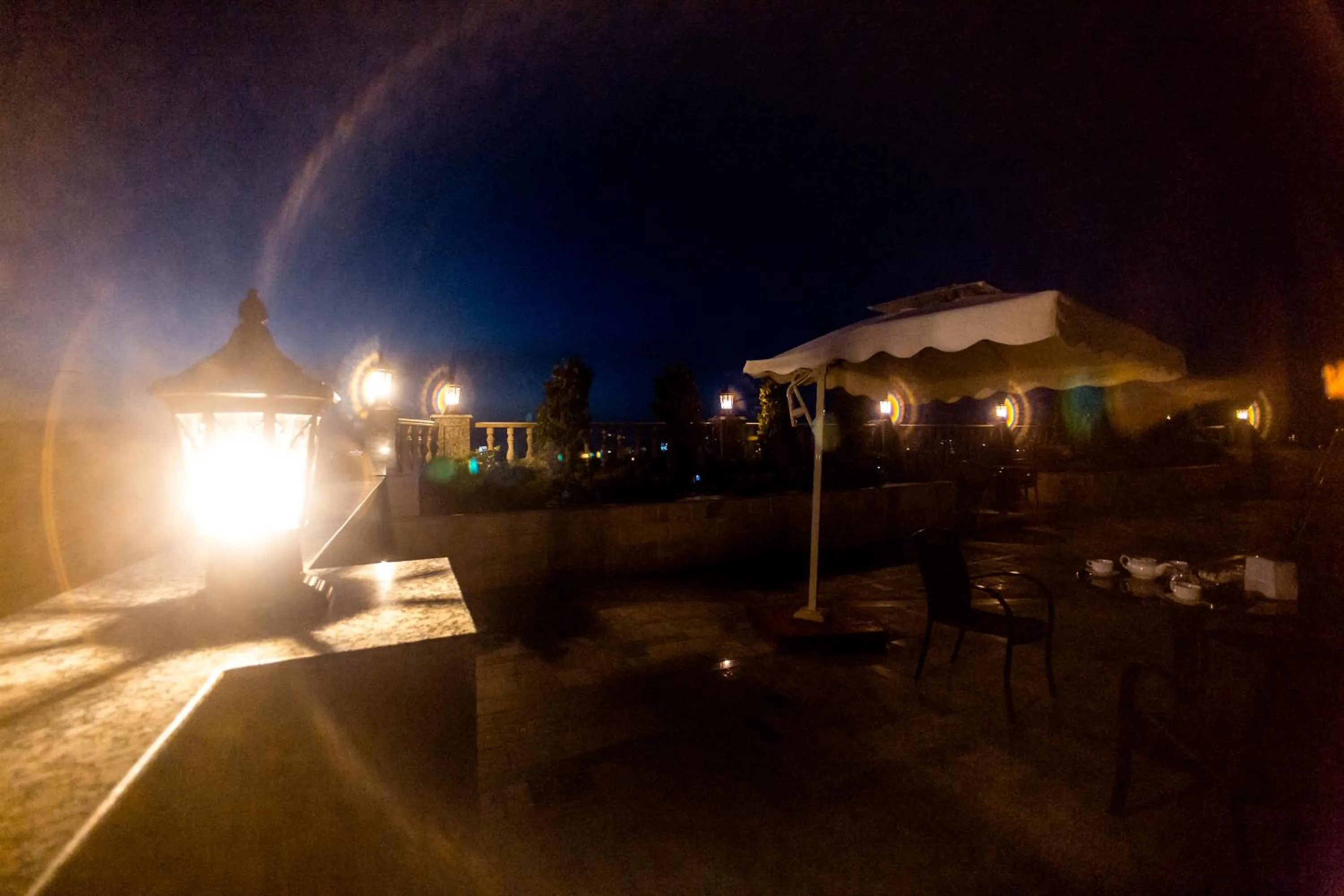 Patio in Discovery Hotel