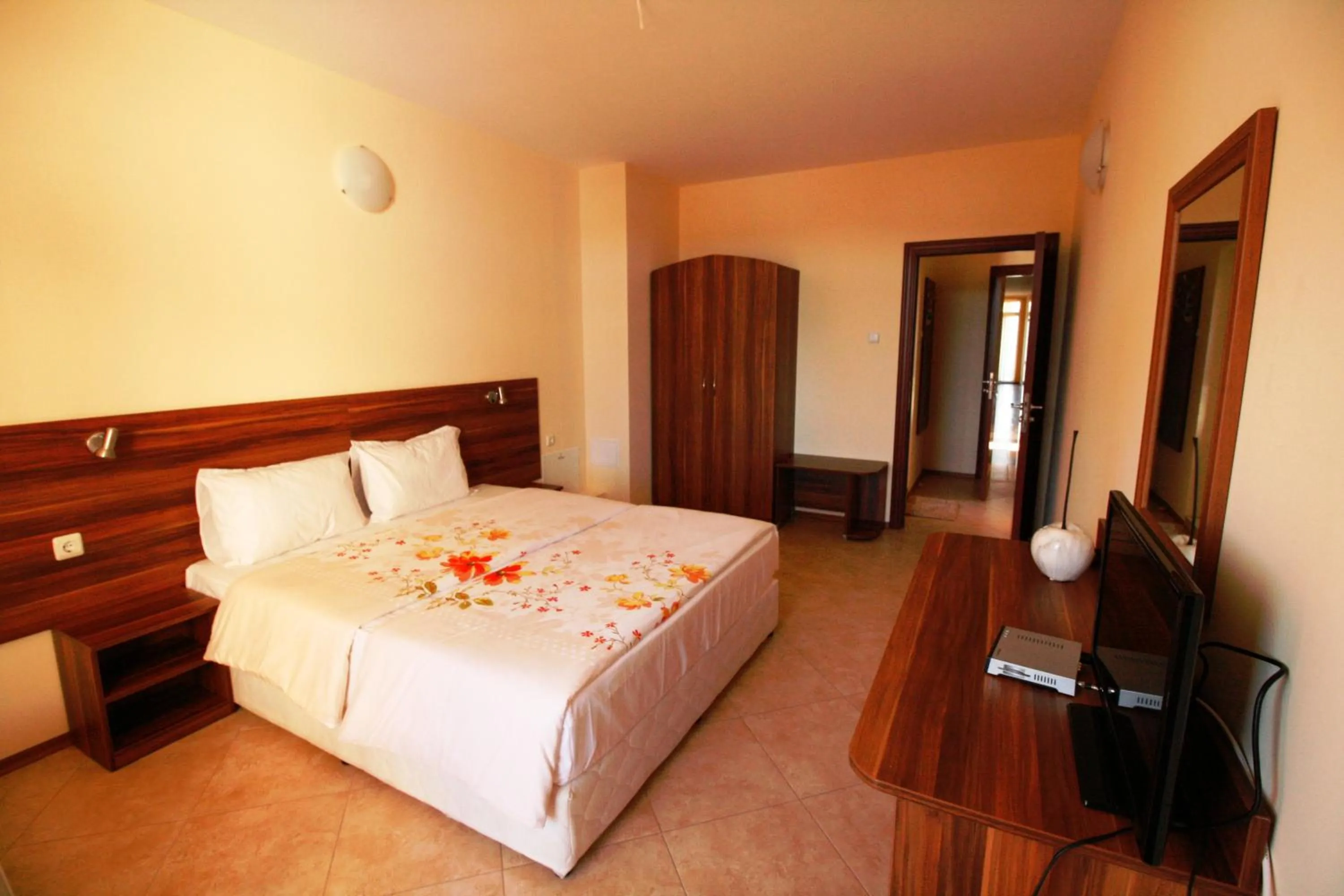 Photo of the whole room in Hotel Marant