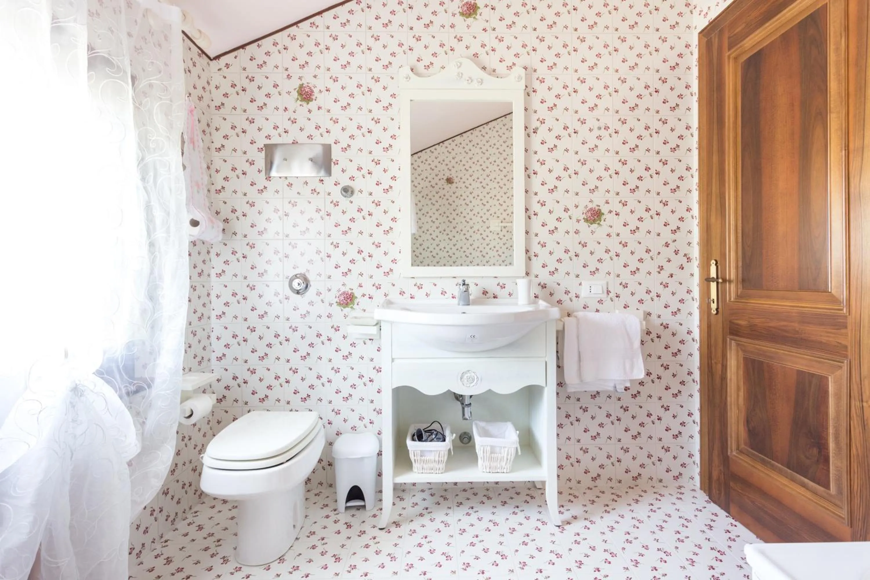 Day in La Dimora di Lara B&B