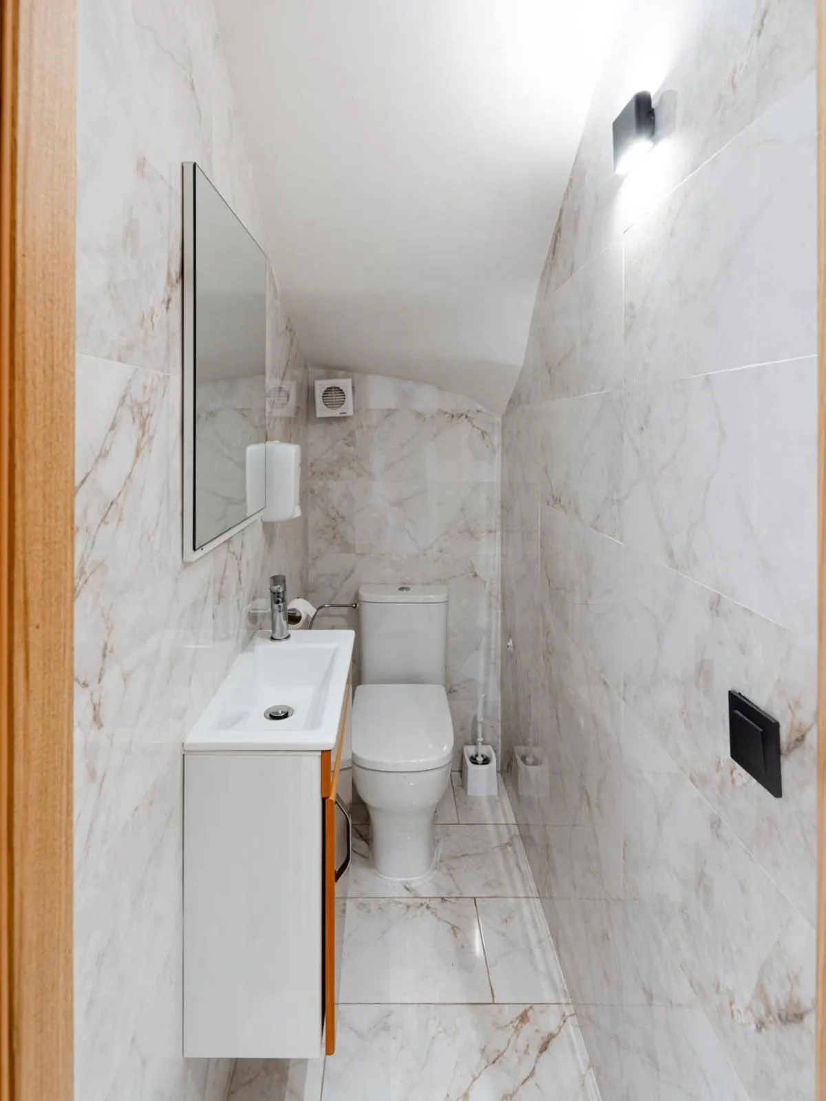 Bathroom in Spinoza House Appart Hôtel