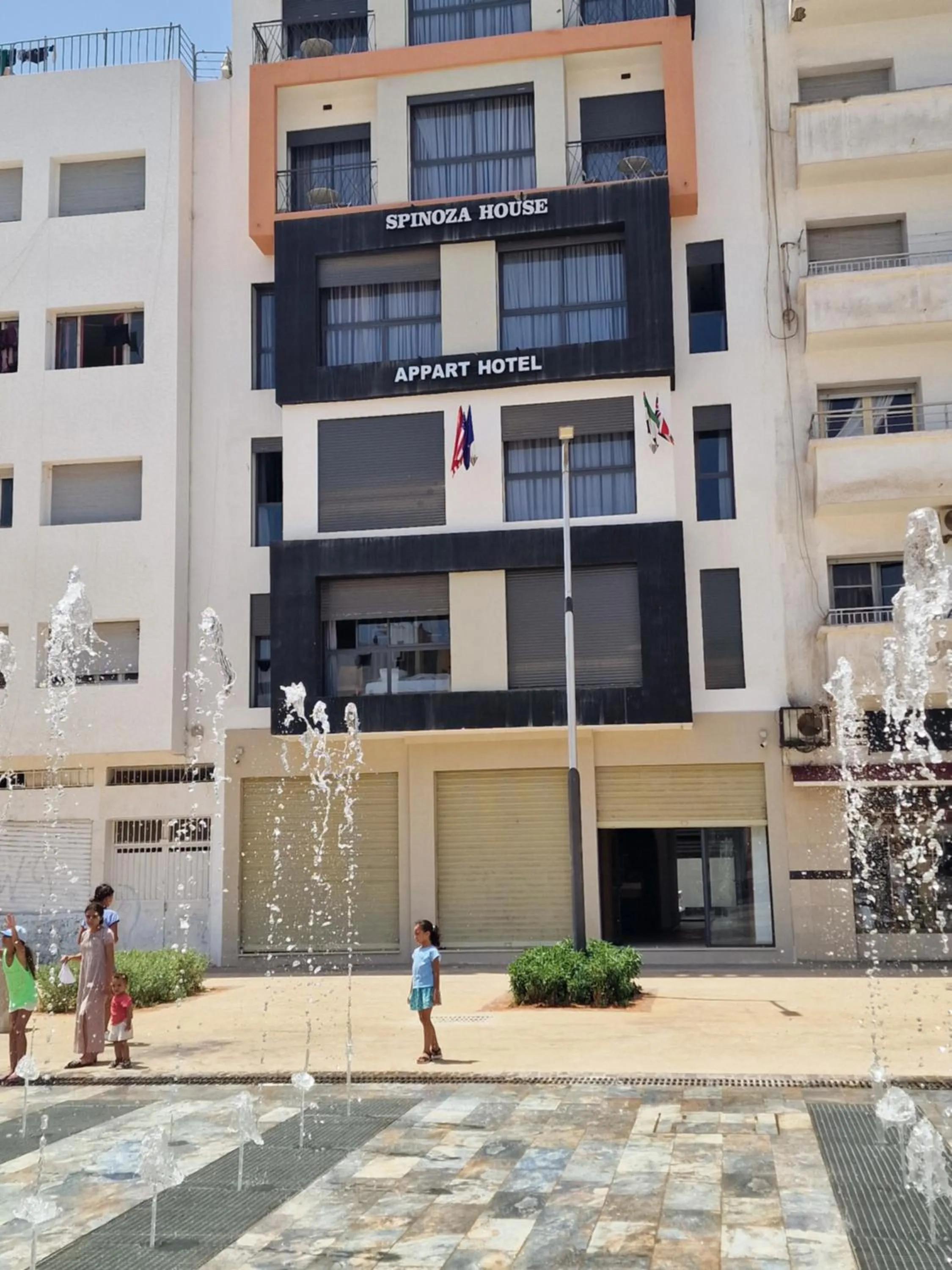 Property building in Spinoza House Appart Hôtel