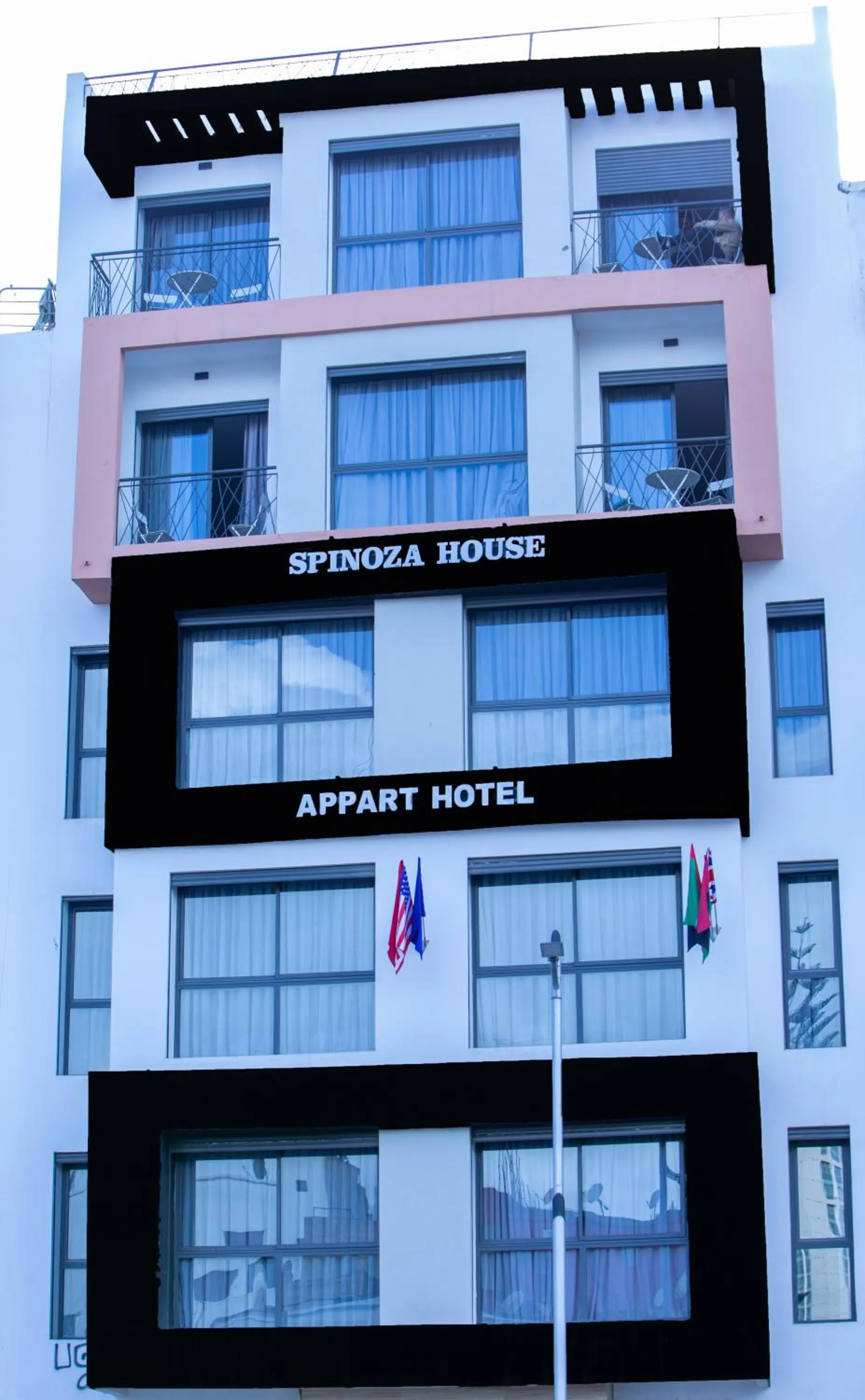 Property building in Spinoza House Appart Hôtel