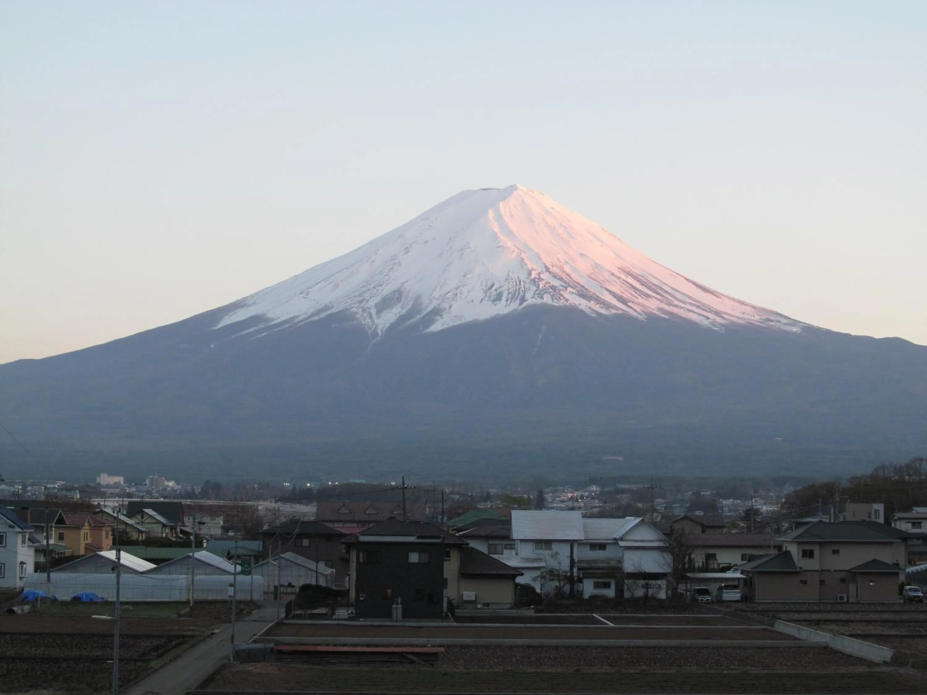 Nearby landmark in Orange Cabin Inn far from station