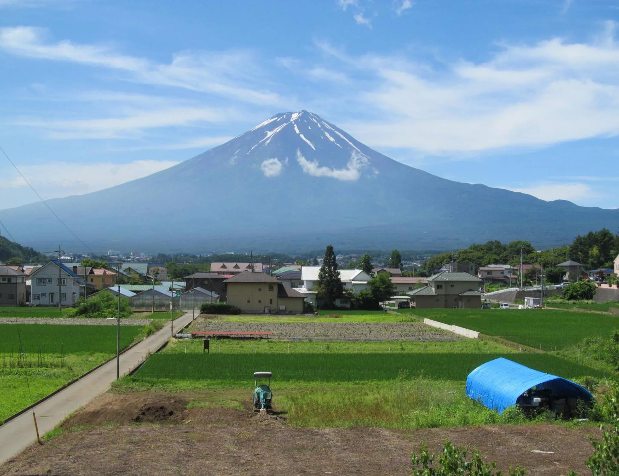 Nearby landmark in Orange Cabin Inn far from station