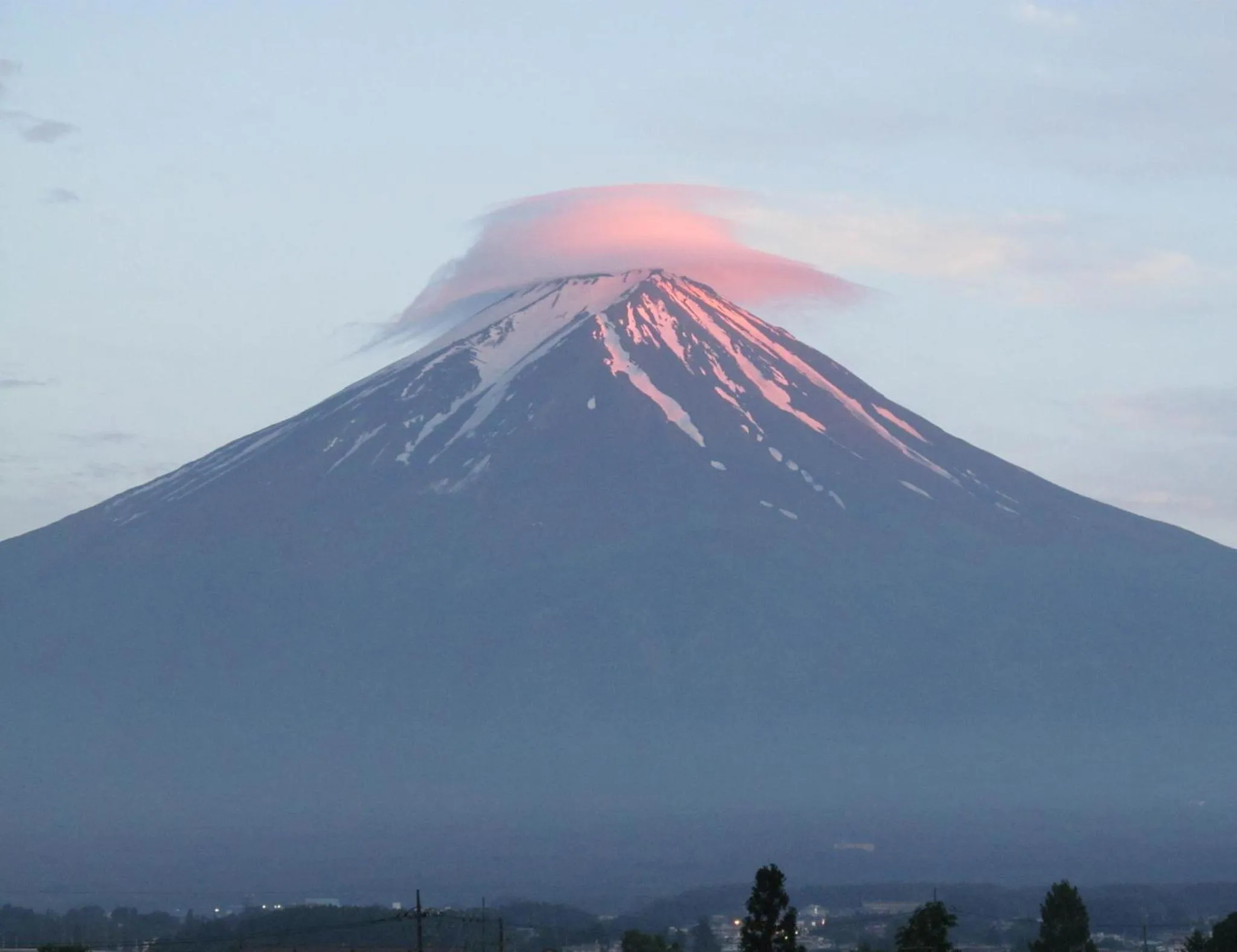 Nearby landmark in Orange Cabin Inn far from station