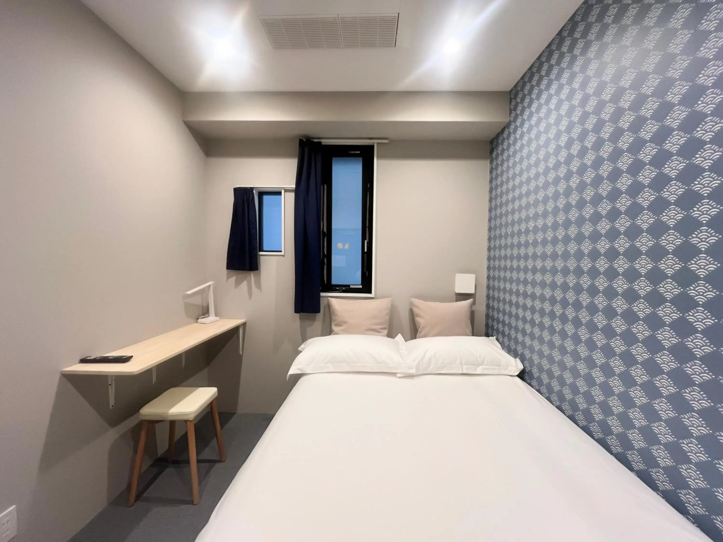 Double Room with Private Bathroom in Hostel Hangout Best Value Near Kuromon Market & Namba Double Room with Private Bathroom in Hostel Hangout Best Value Near Kuromon Market & Namba