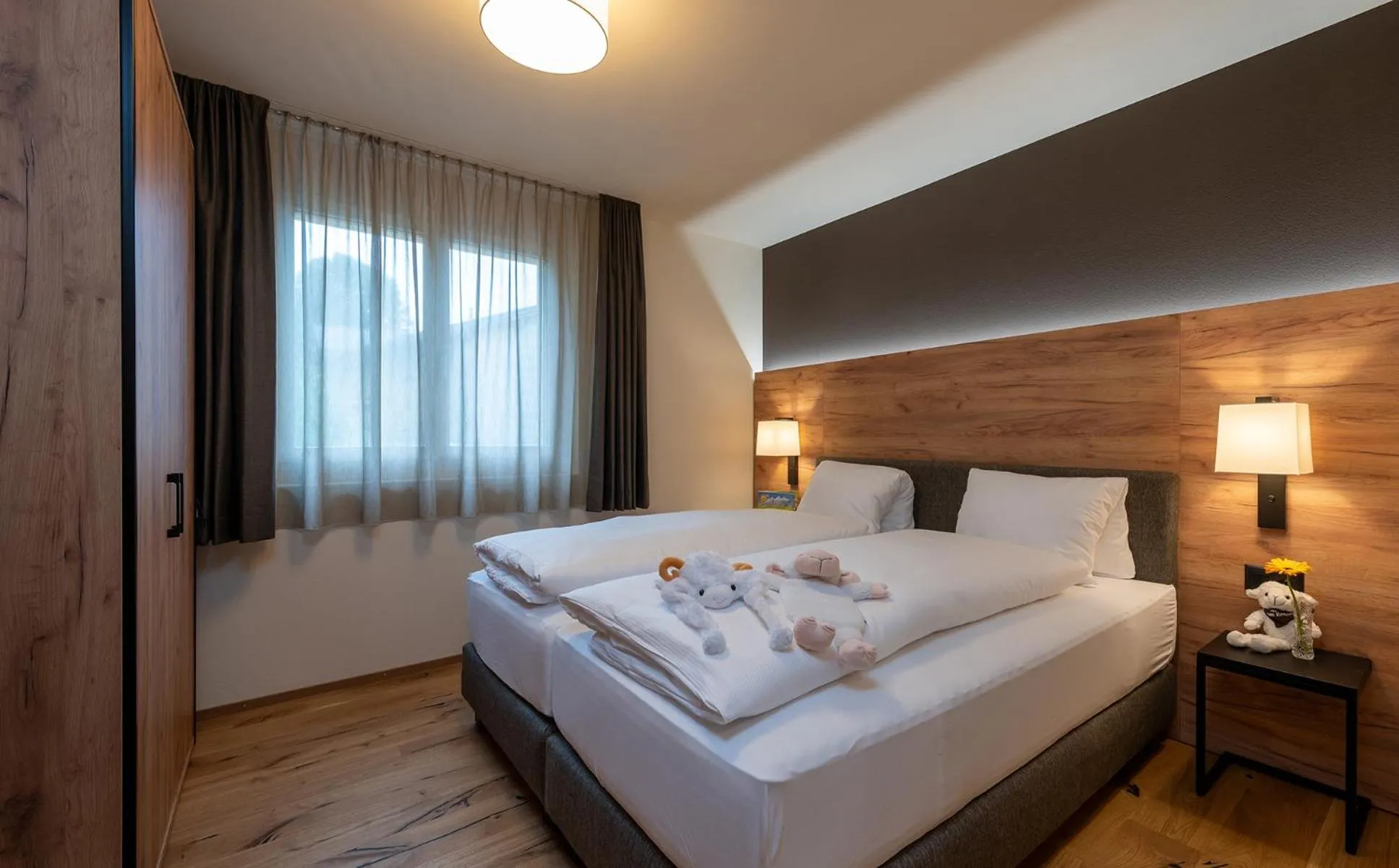 Bed in Pradas Resort Brigels