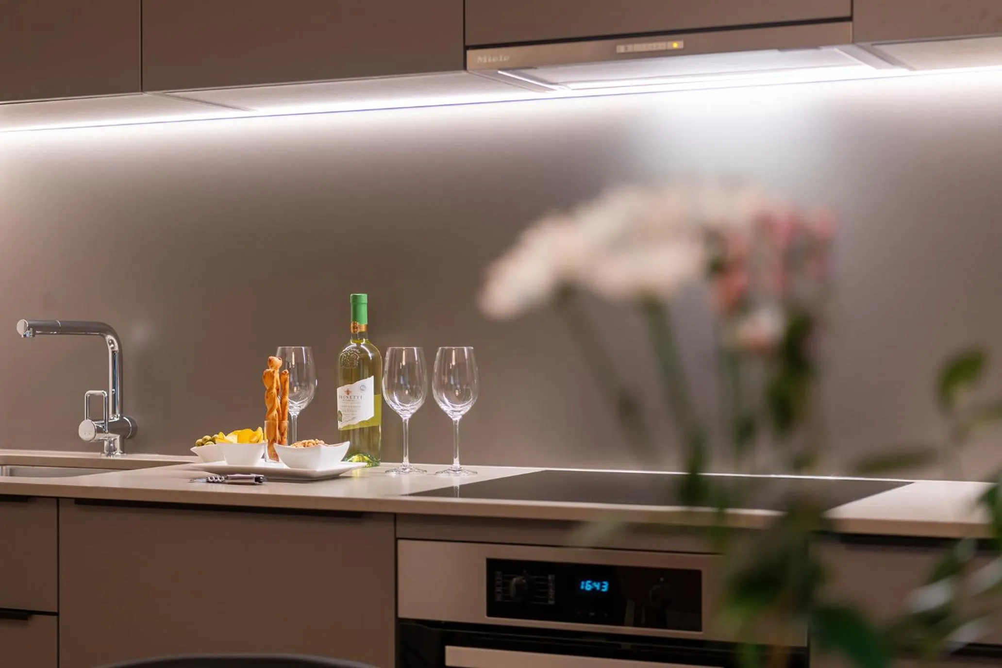 Kitchen or kitchenette in Pradas Resort Brigels