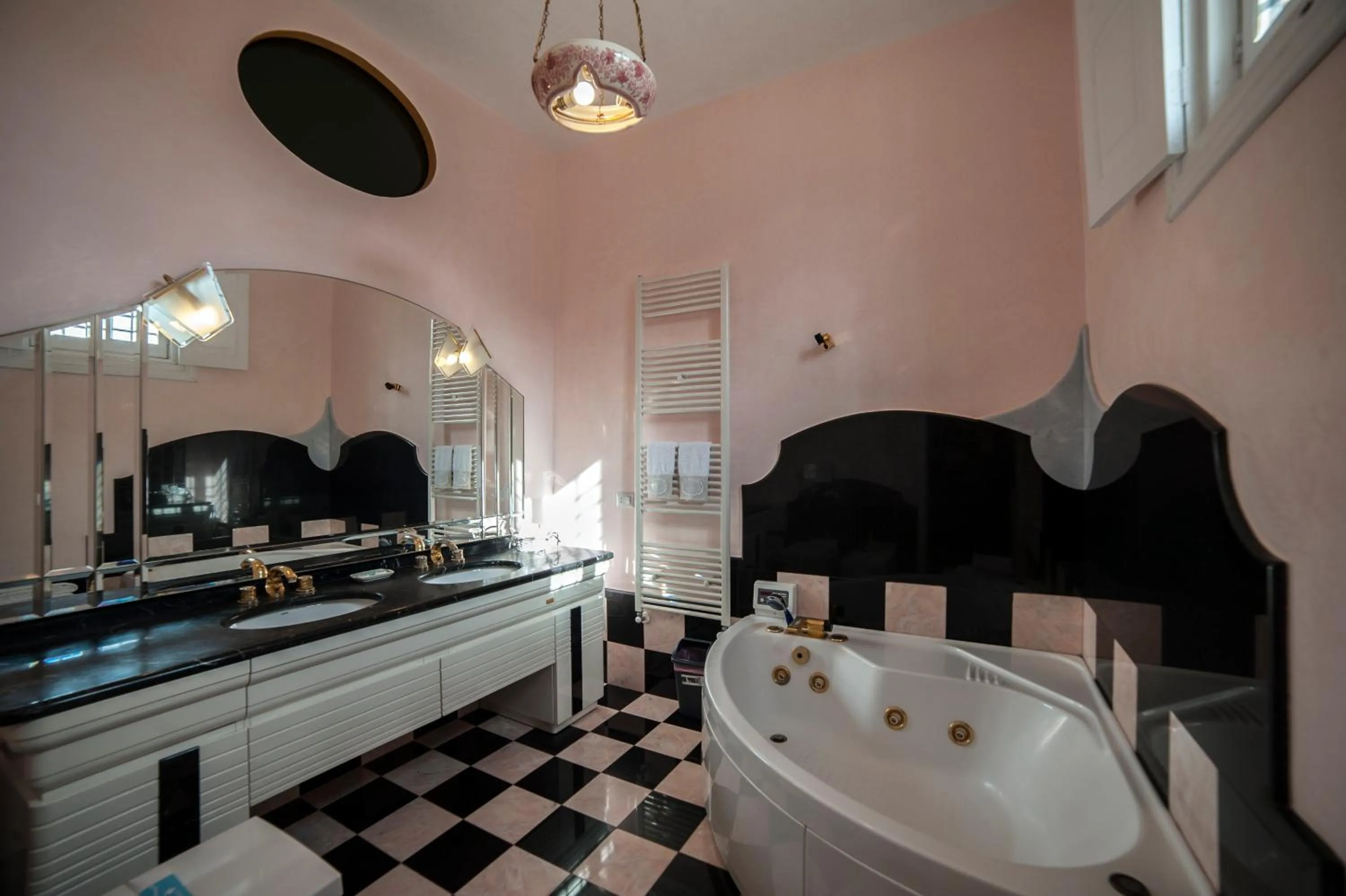 Bathroom in La Dimora Delle Rondini