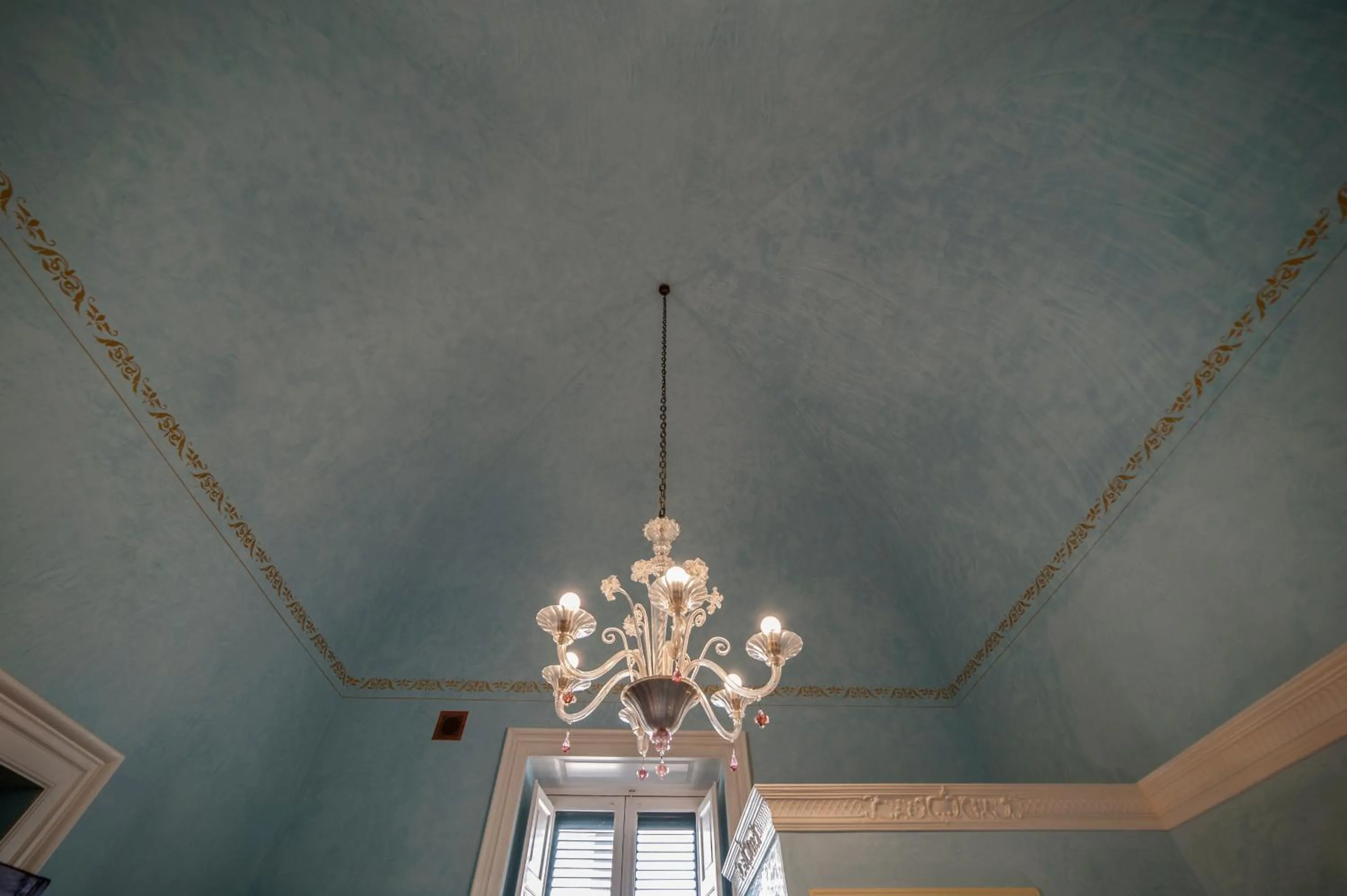 Decorative detail in La Dimora Delle Rondini
