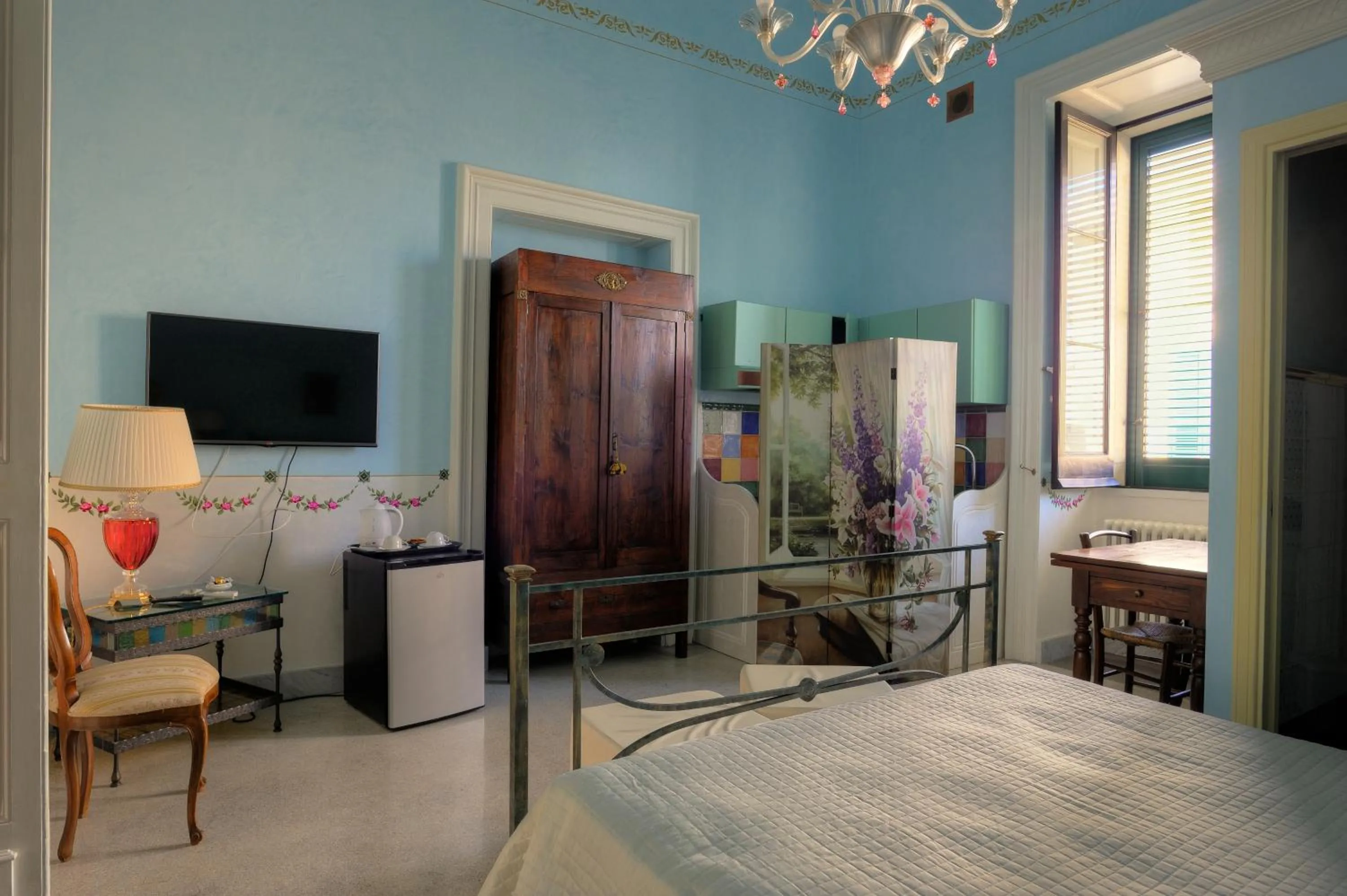 Decorative detail, Bed in La Dimora Delle Rondini