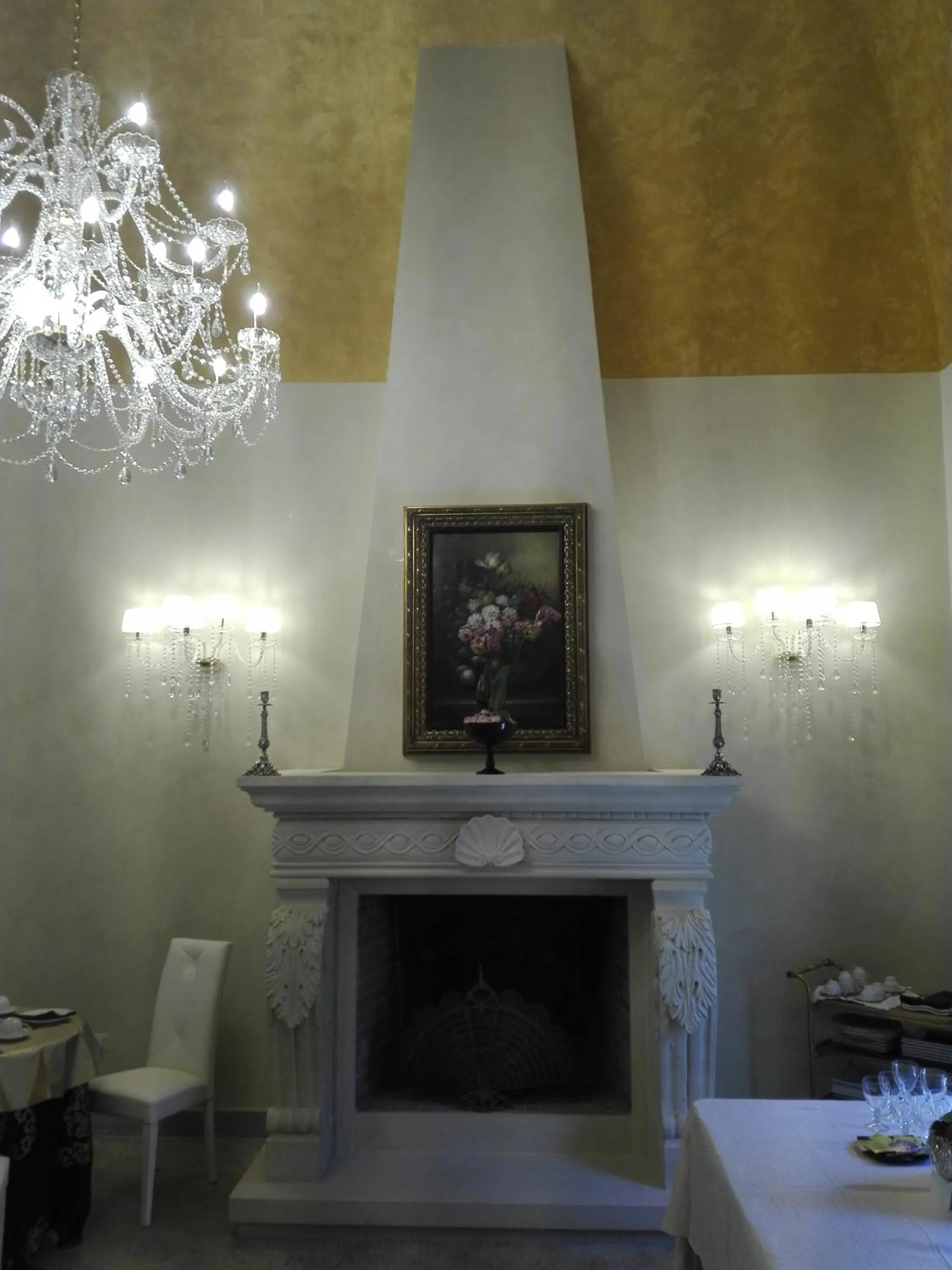 Restaurant/places to eat in La Dimora Delle Rondini