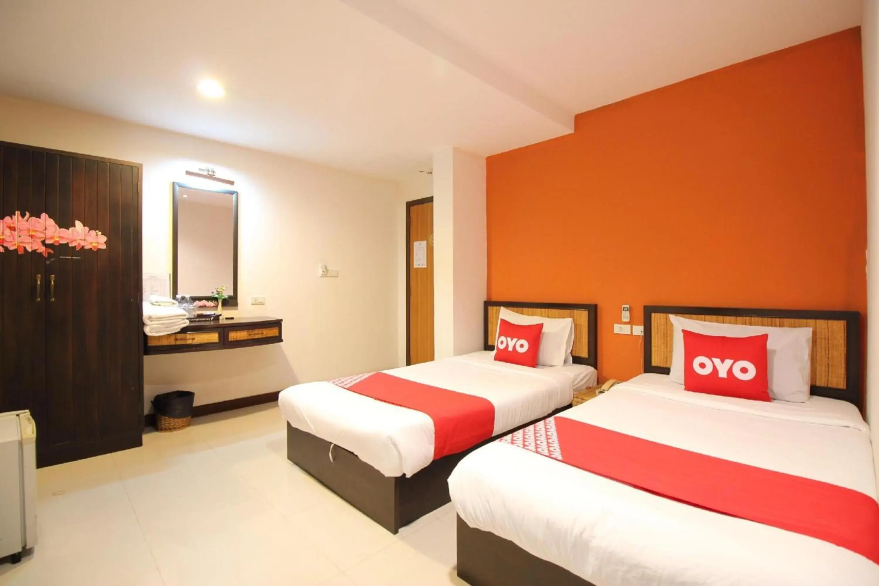 Standard Twin Room in Pannee Lodge Khaosan - SHA Plus Standard Twin Room in Pannee Lodge Khaosan - SHA Plus