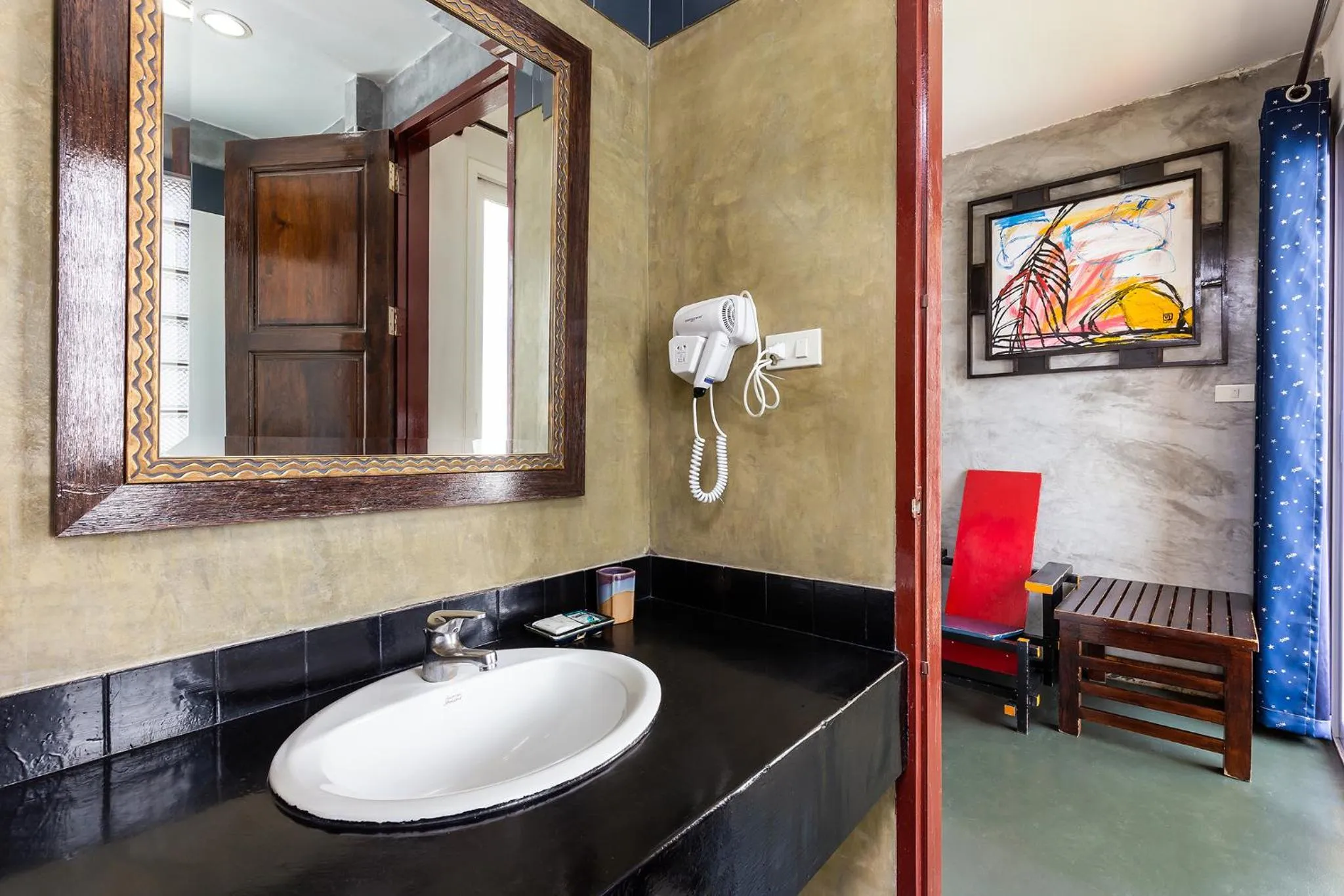 Bathroom in PP Insula